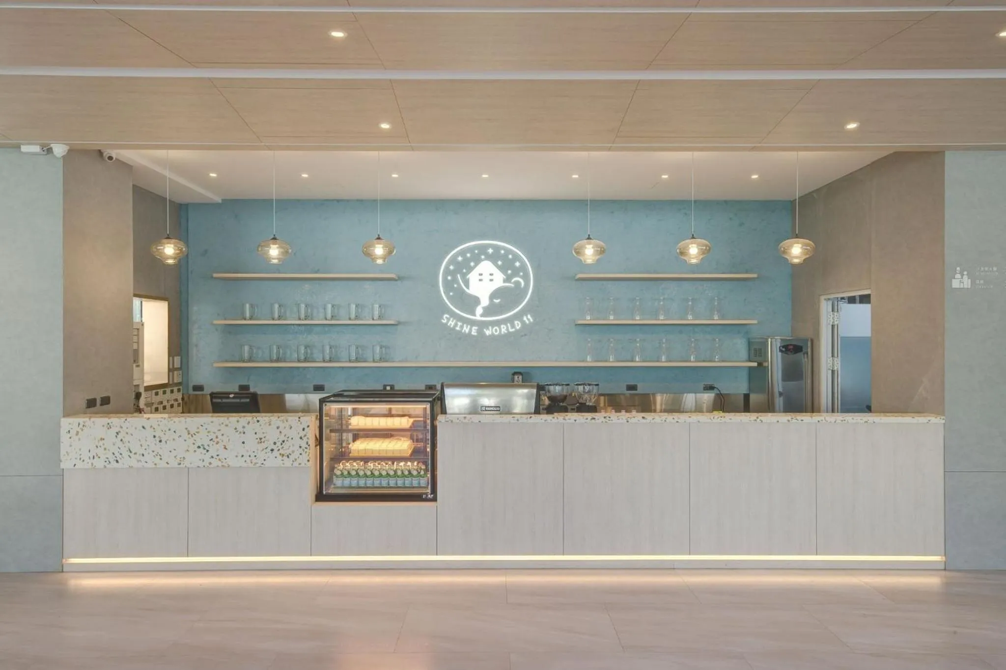 Lobby or reception in Shineworld 11