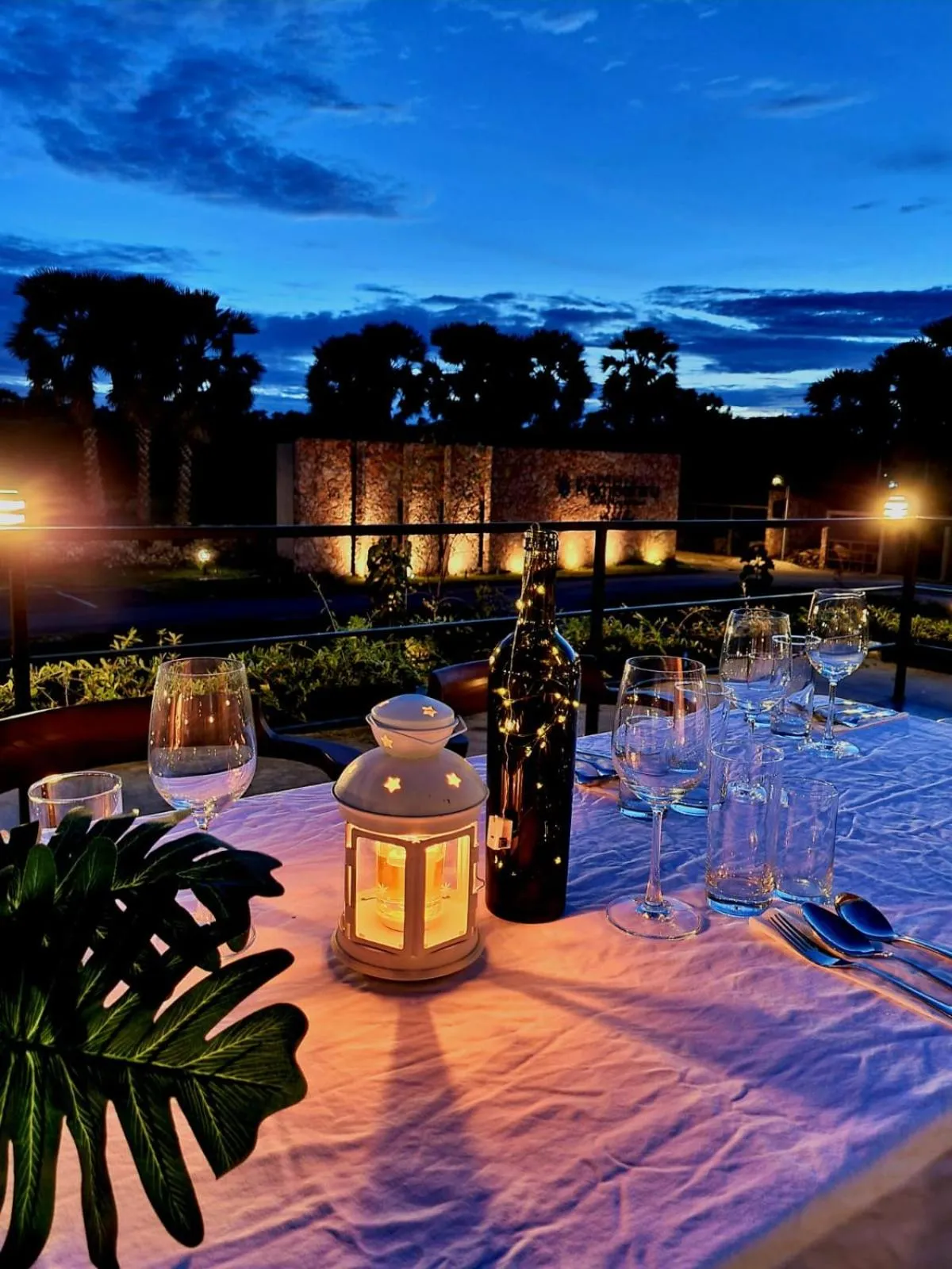 Restaurant/places to eat in Kambaniru Beach Hotel and Resort