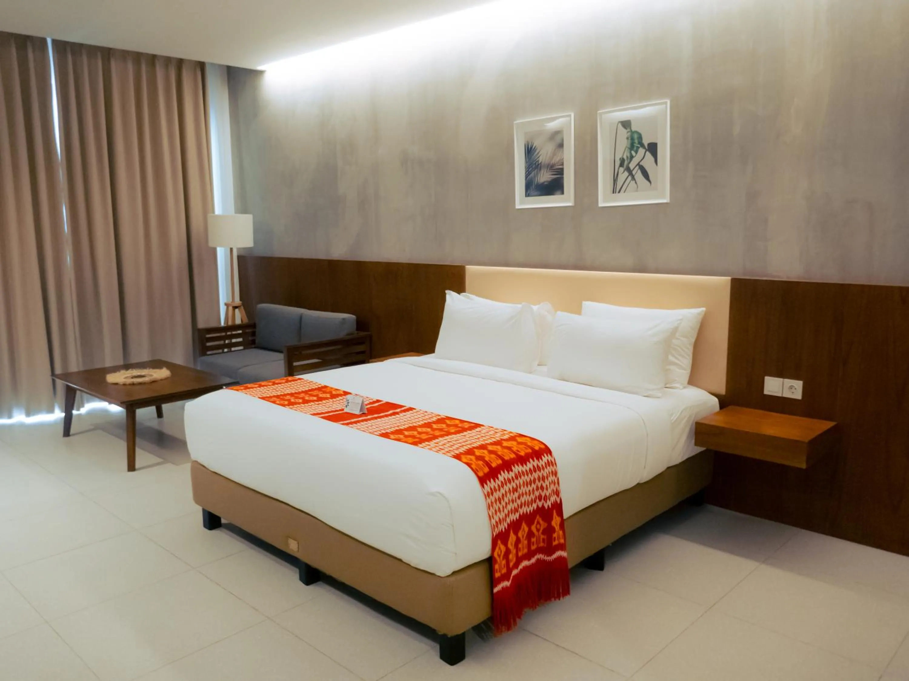 Bed in Kambaniru Beach Hotel and Resort