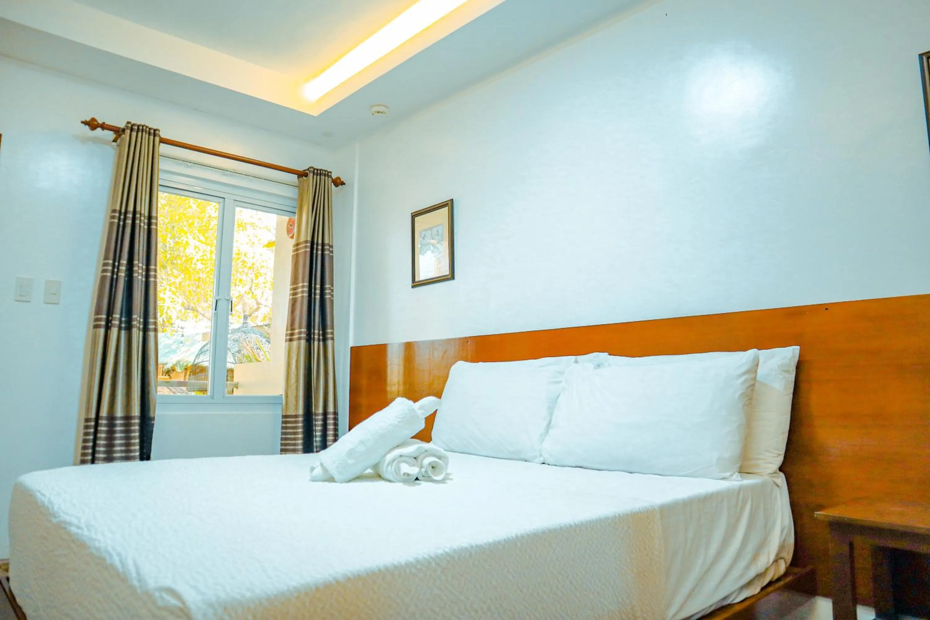 Bedroom, Bed in Youhan Beach Resort