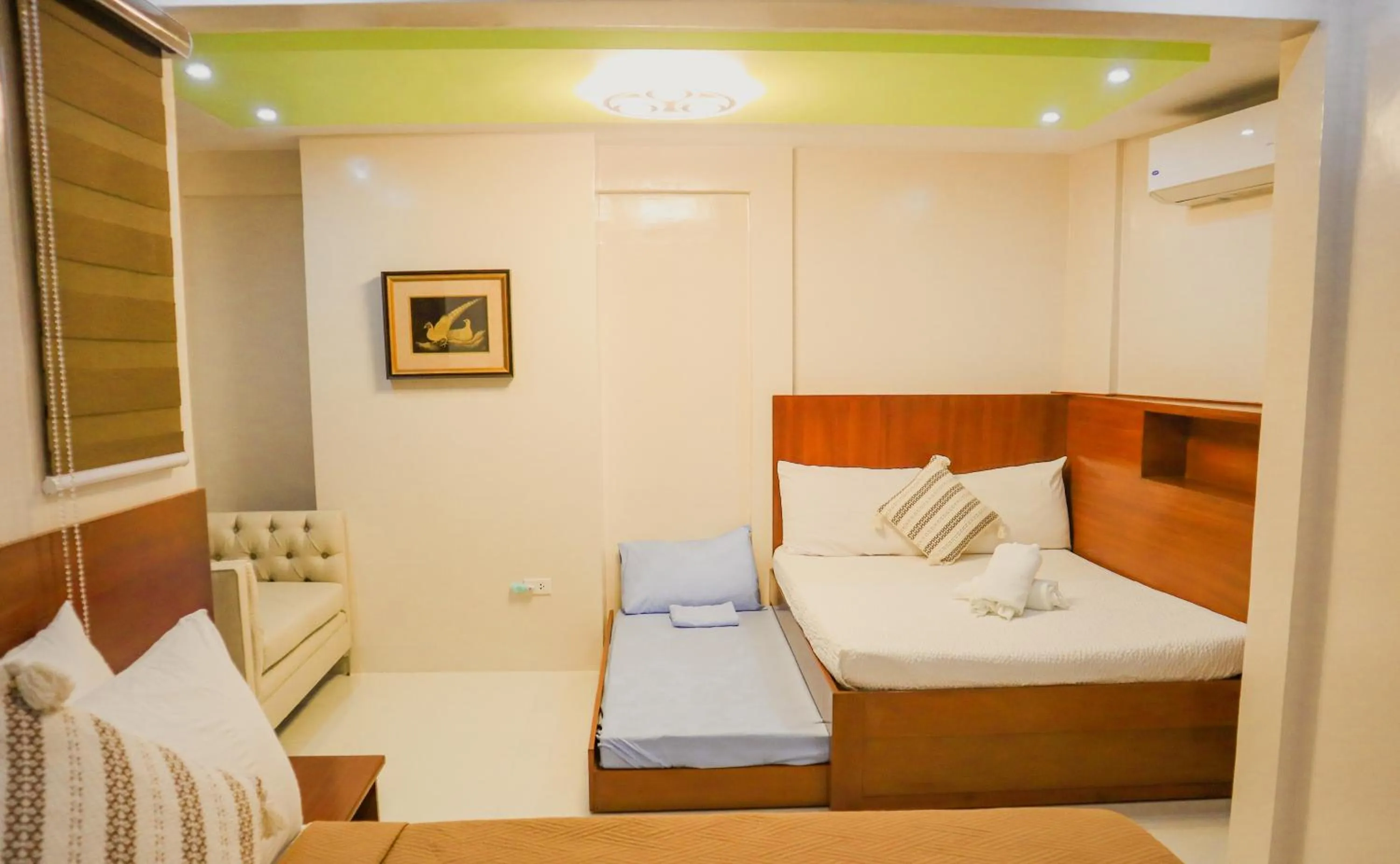 Bed in Youhan Beach Resort