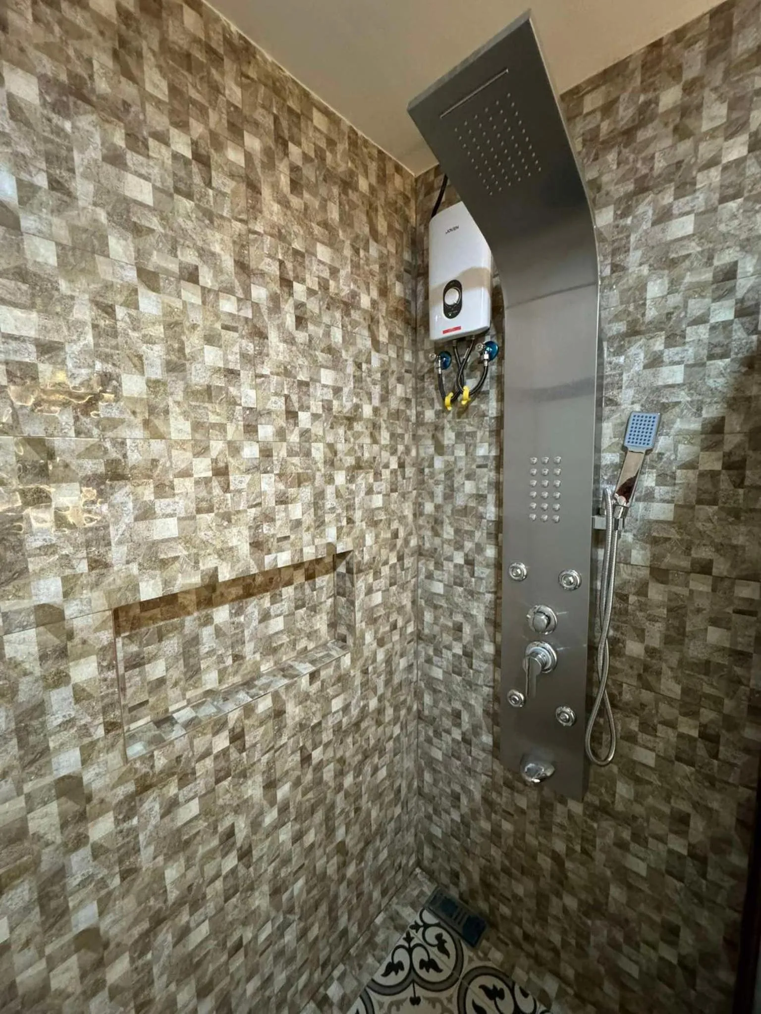 Shower in Youhan Beach Resort