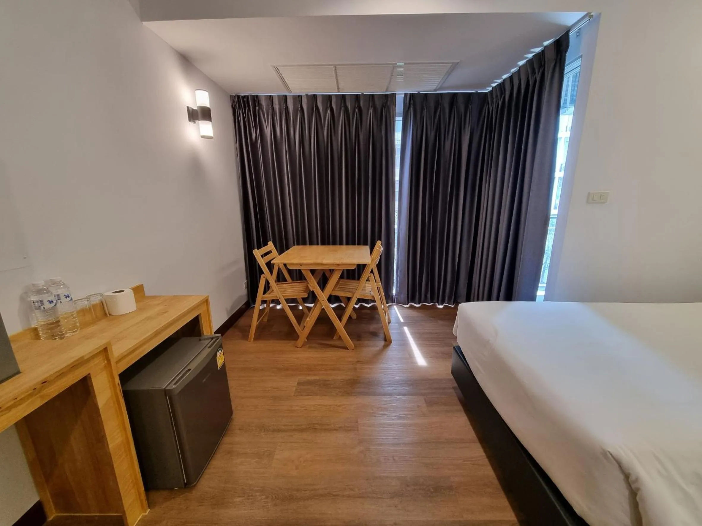 Bed in The Key Point Hotel