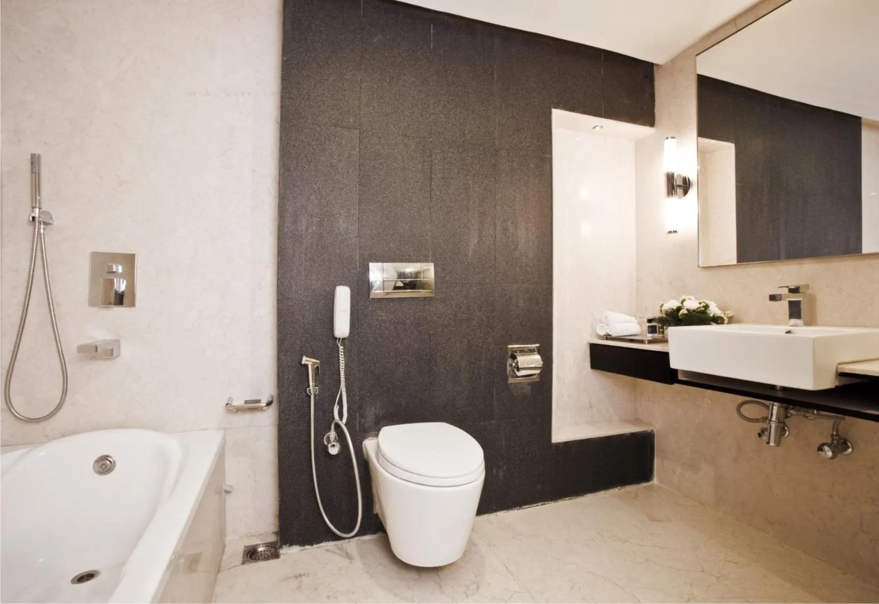 Ebony Boutique Hotel