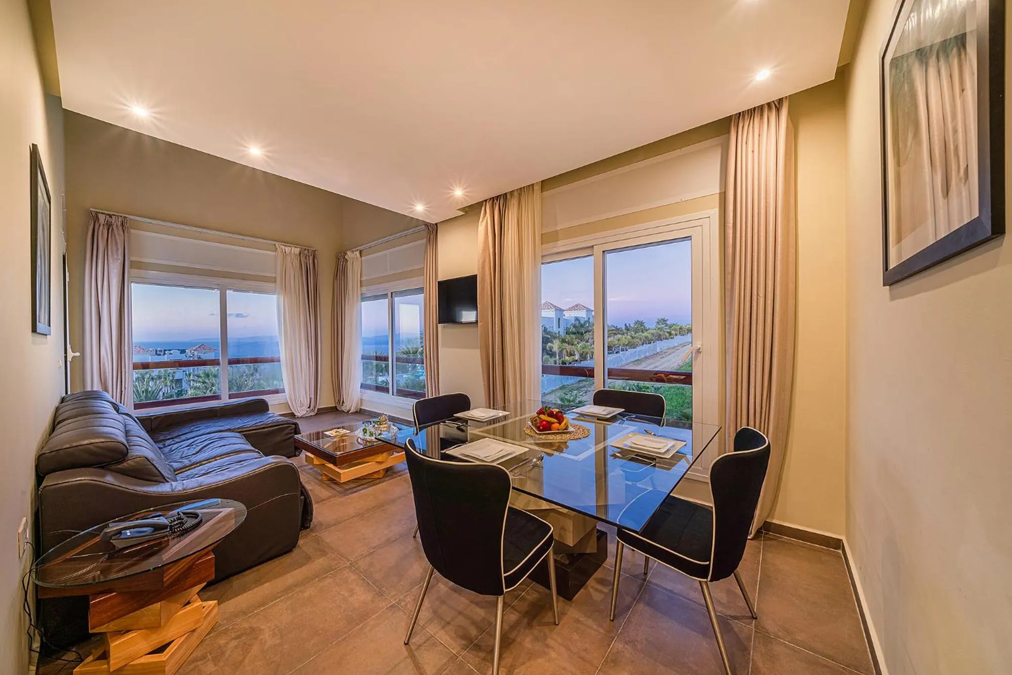 Living room in Mnar Castle