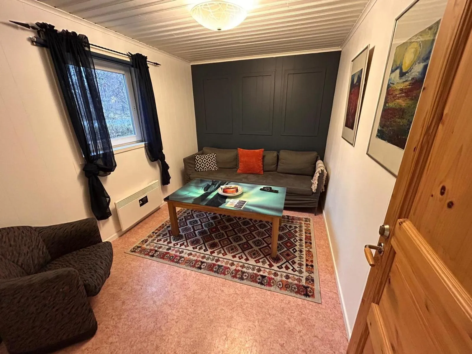 Abisko Guesthouse & Activities