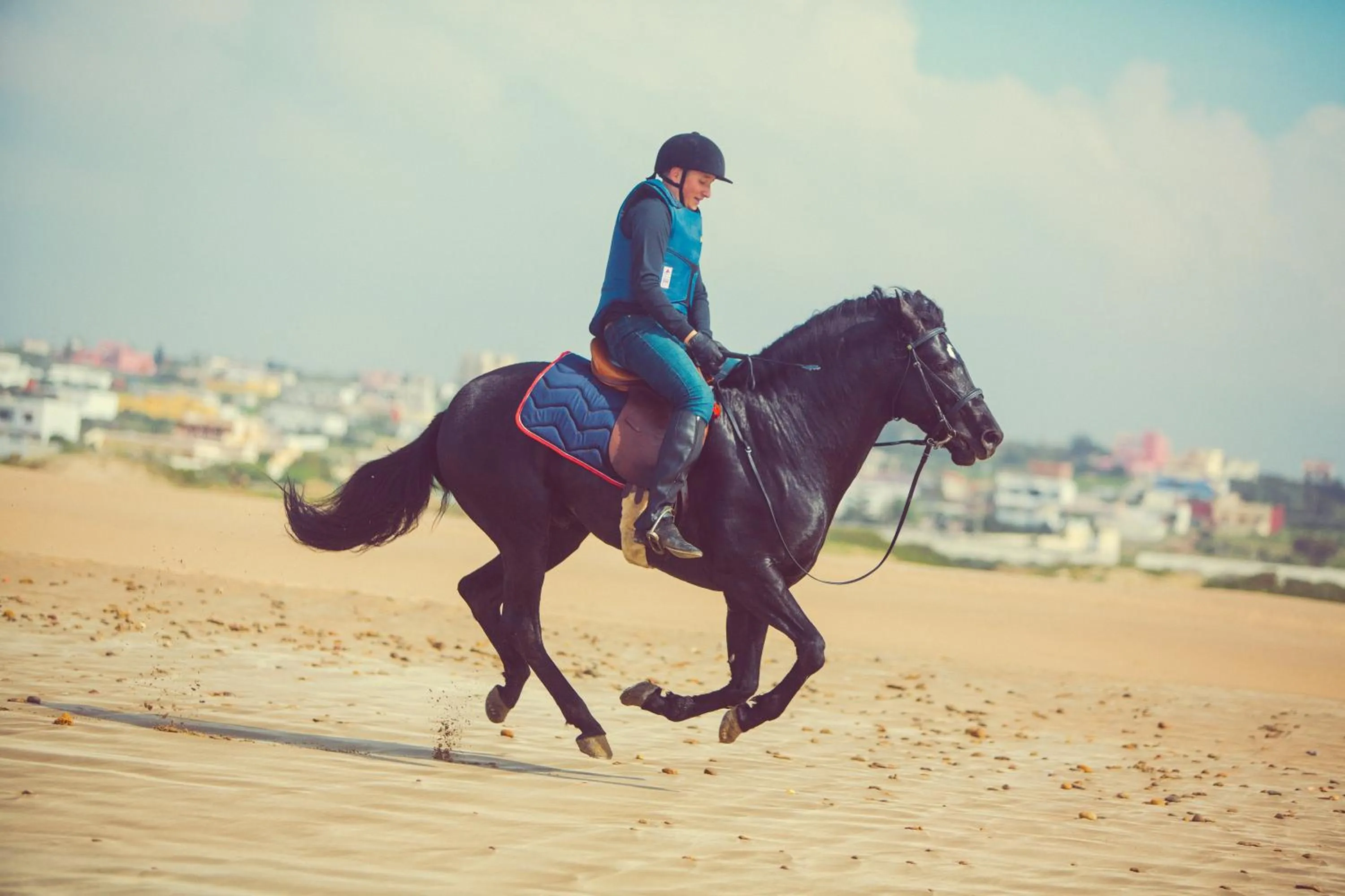 Horse-riding in Mnar Park aqua park