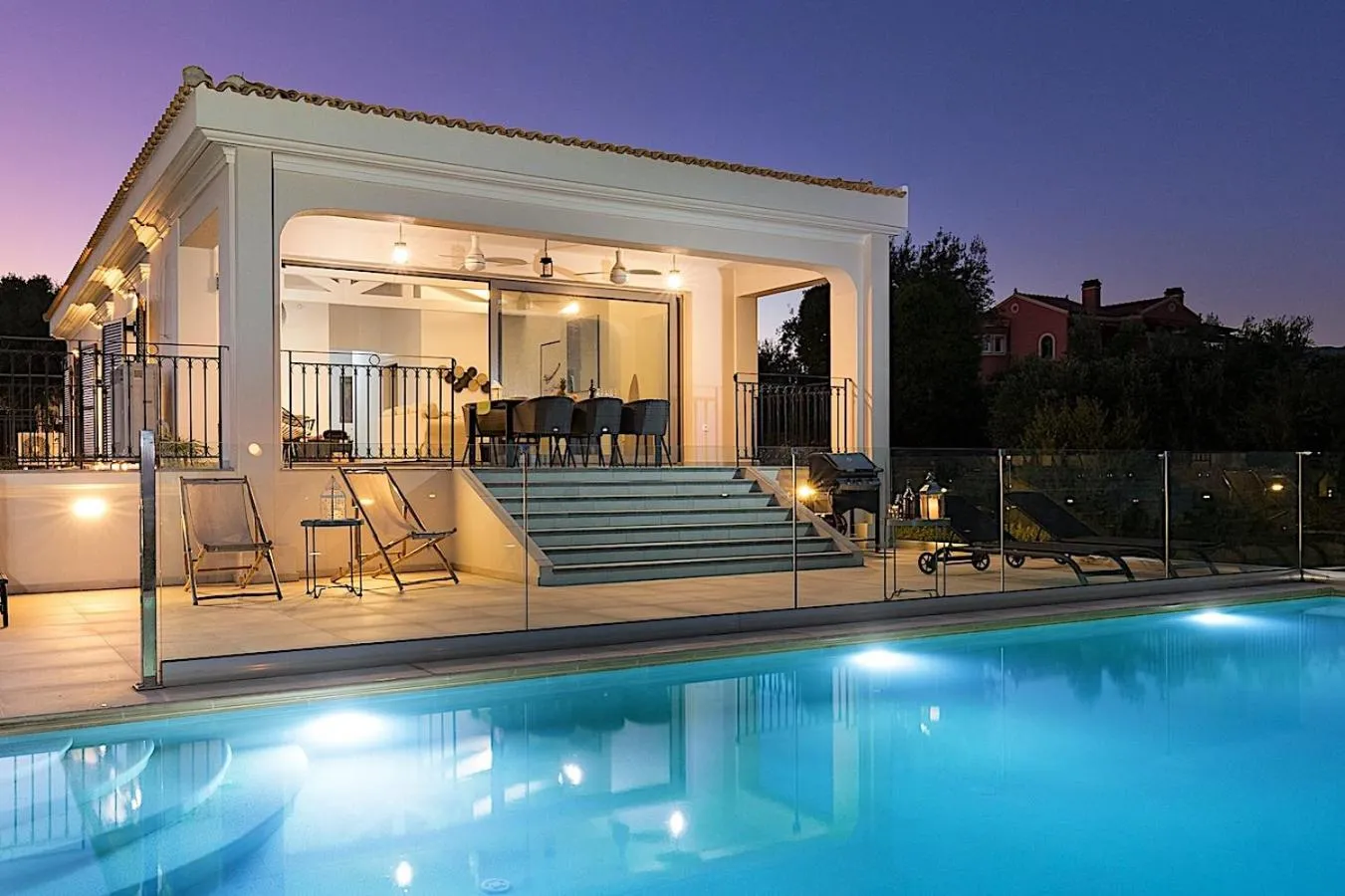 Pool view in Villa Giem