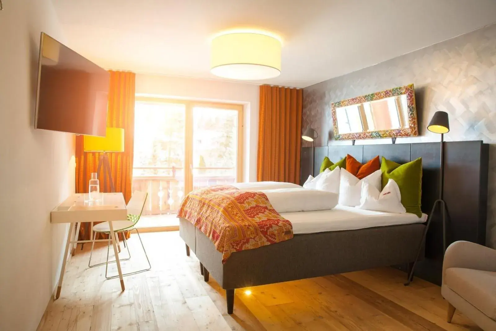 Single Room with Balcony - single occupancy in Raffl's Tyrol Hotel Single Room with Balcony - single occupancy in Raffl's Tyrol Hotel