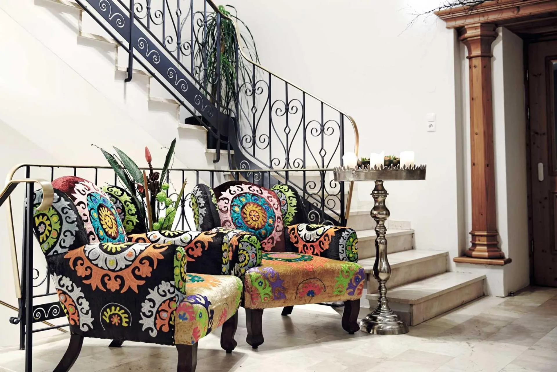 Lobby or reception in Raffl's Tyrol Hotel