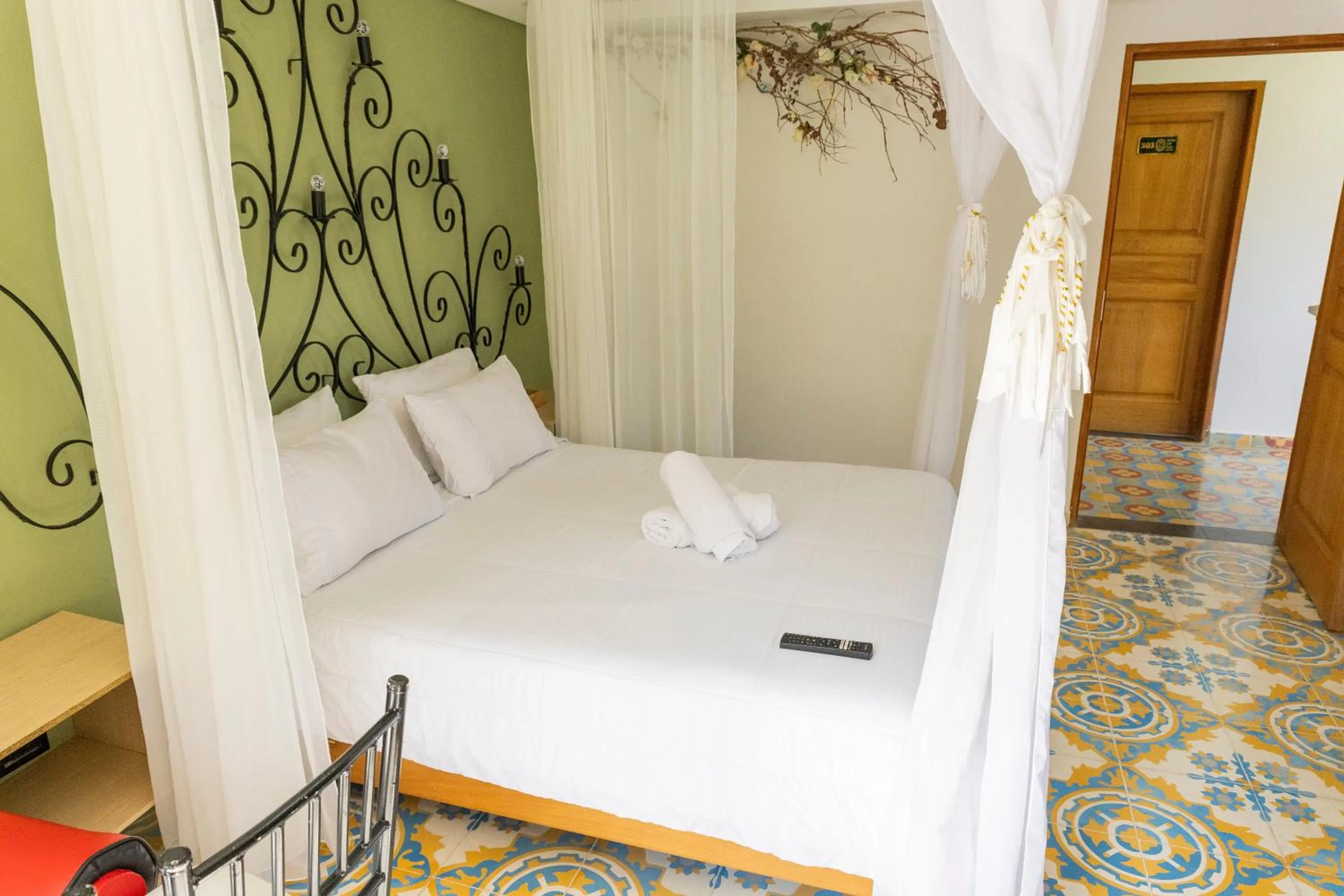 Bed in Hotel Bahia Del Faro