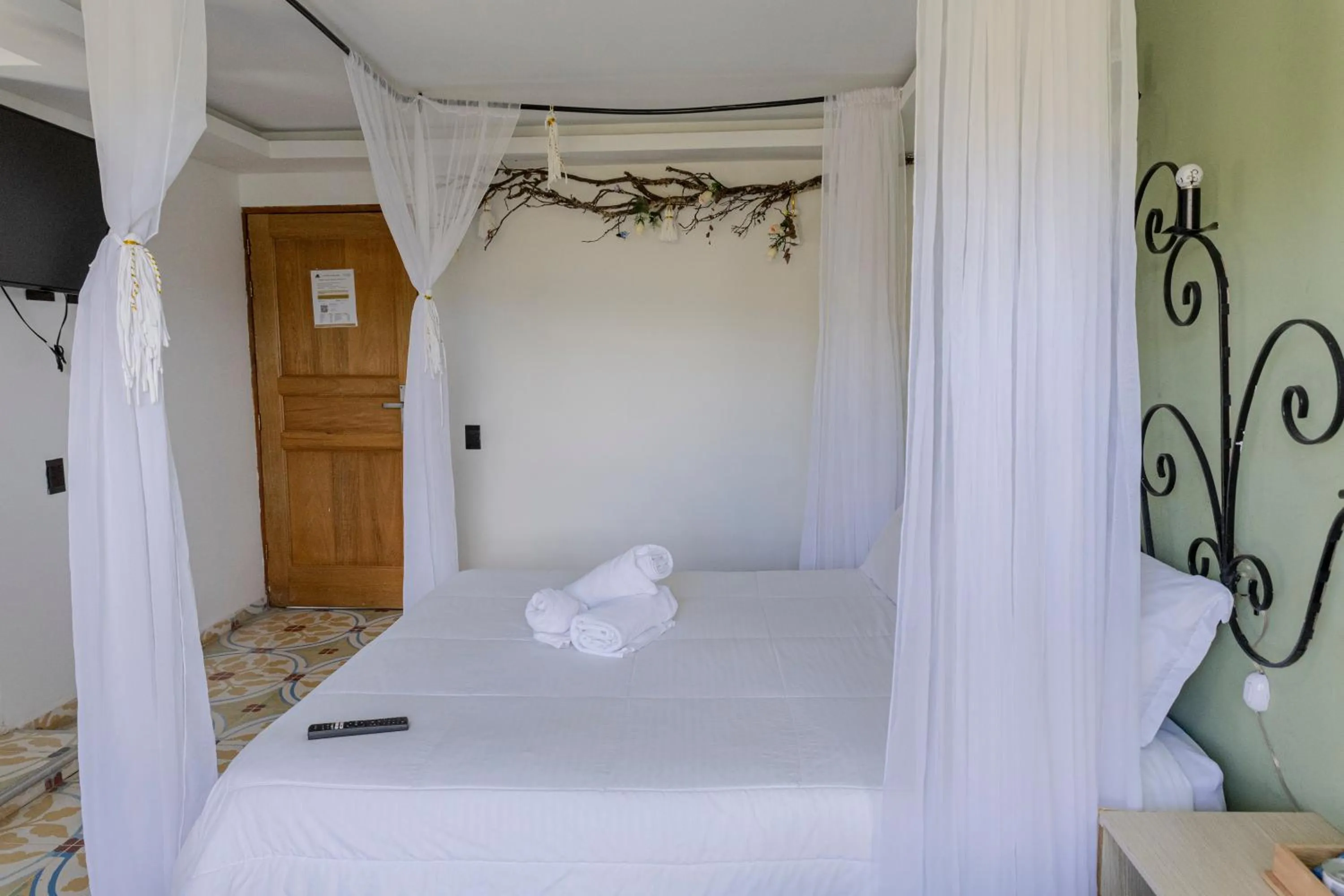 Bed in Hotel Bahia Del Faro