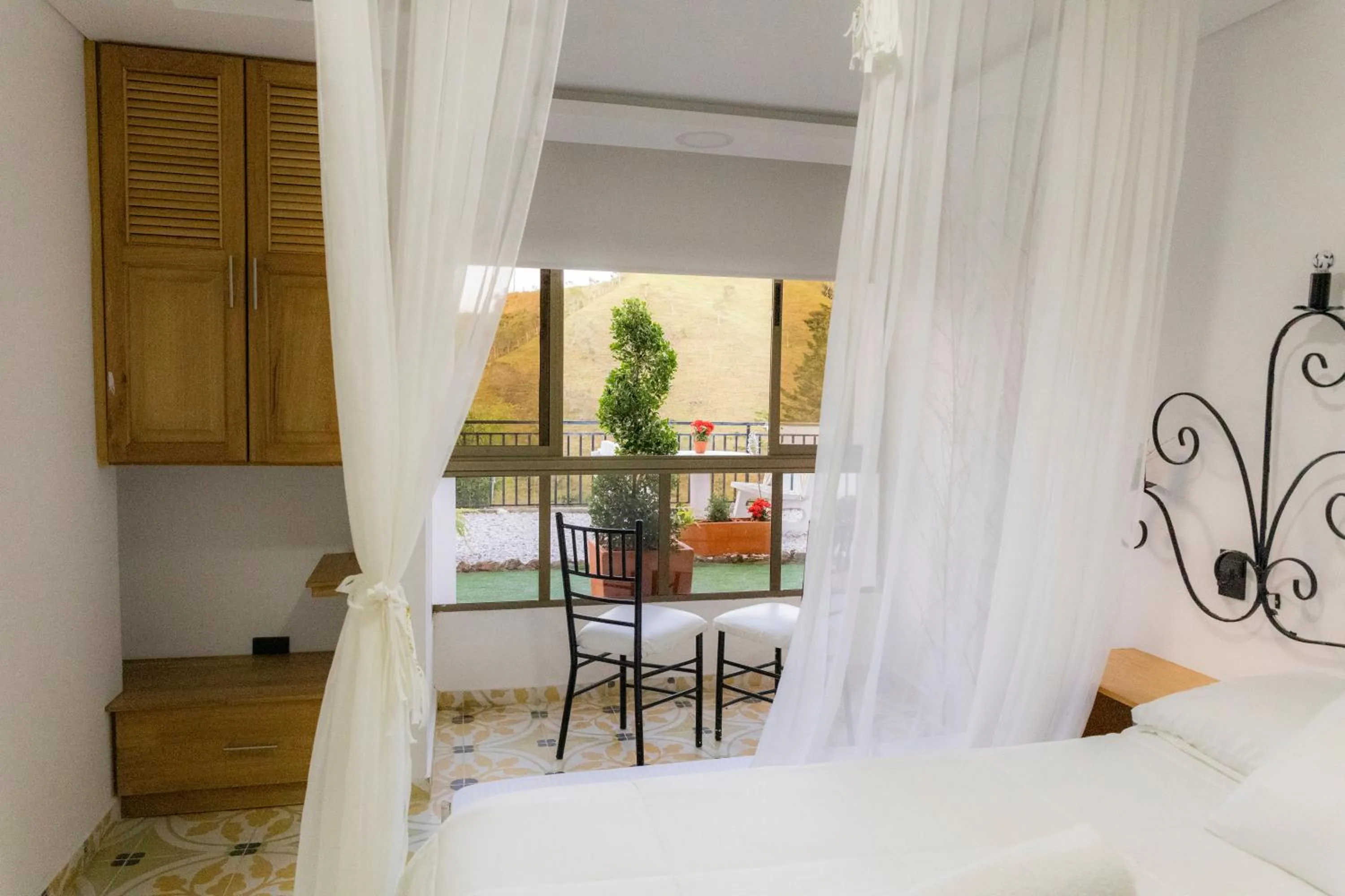 Bed in Hotel Bahia Del Faro