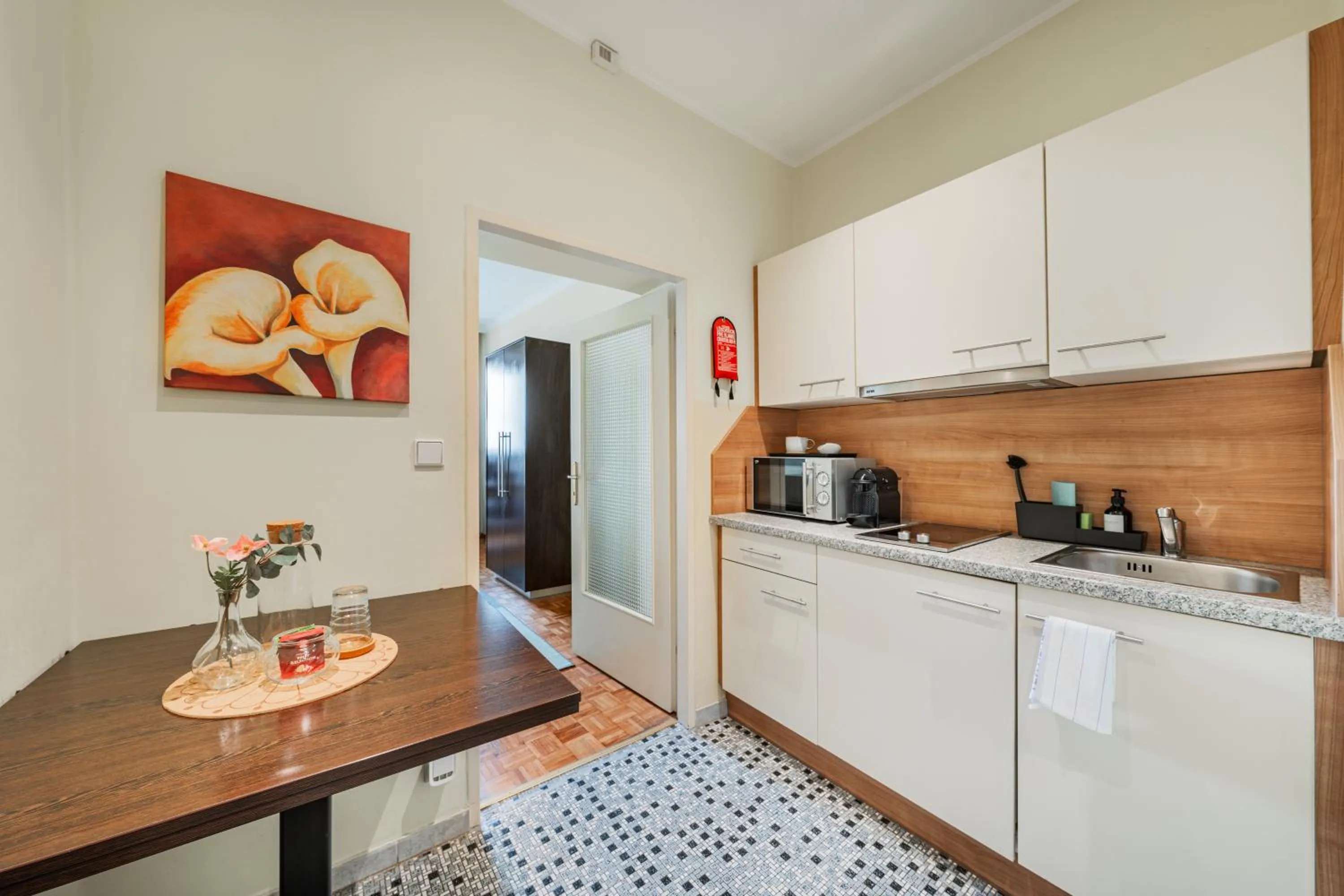 kitchen in Serviced Apartments Josefstadt City