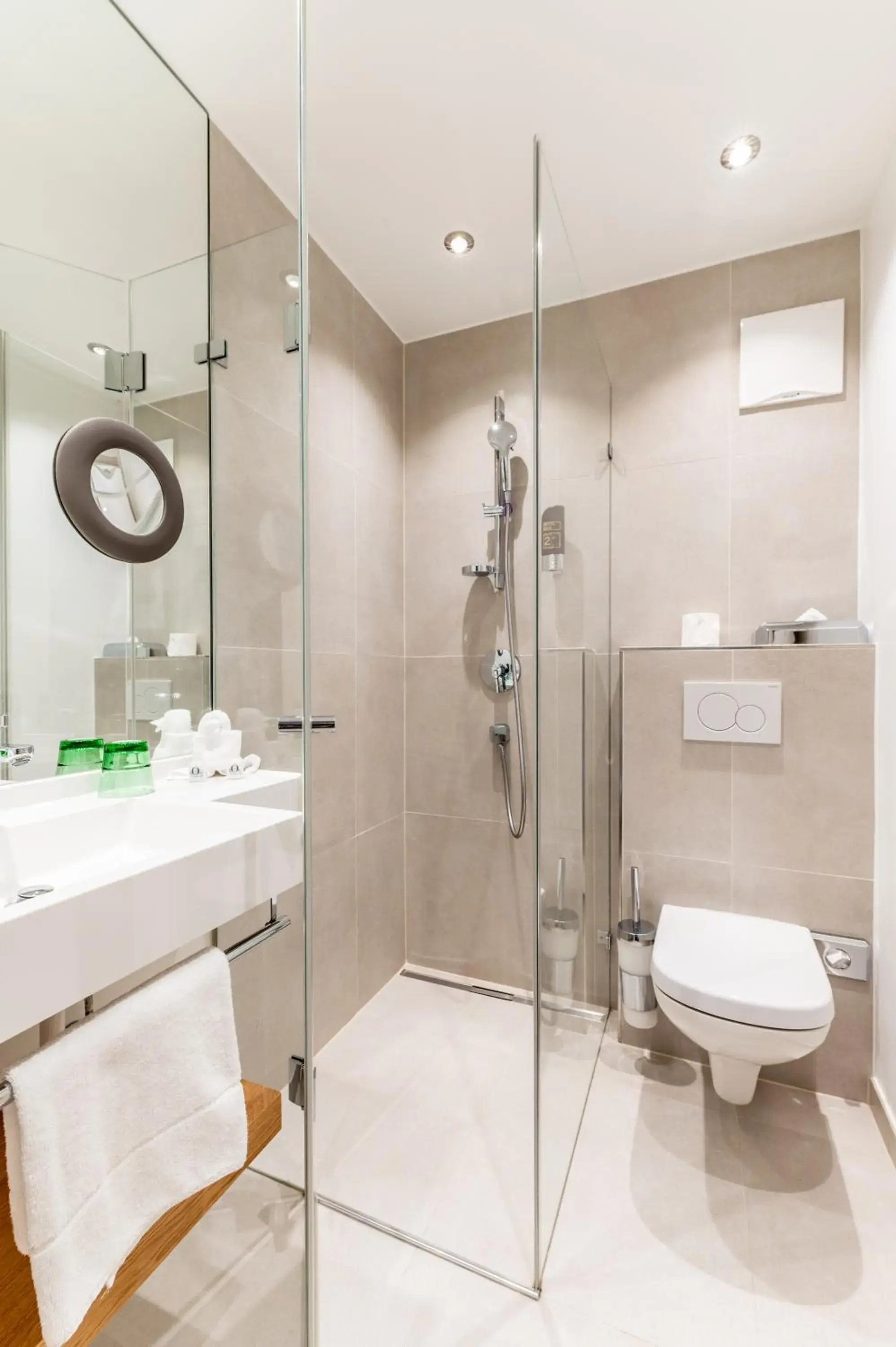 Classic Double Room without Balcony - single occupancy in Hotel Bruggwirt Classic Double Room without Balcony - single occupancy in Hotel Bruggwirt