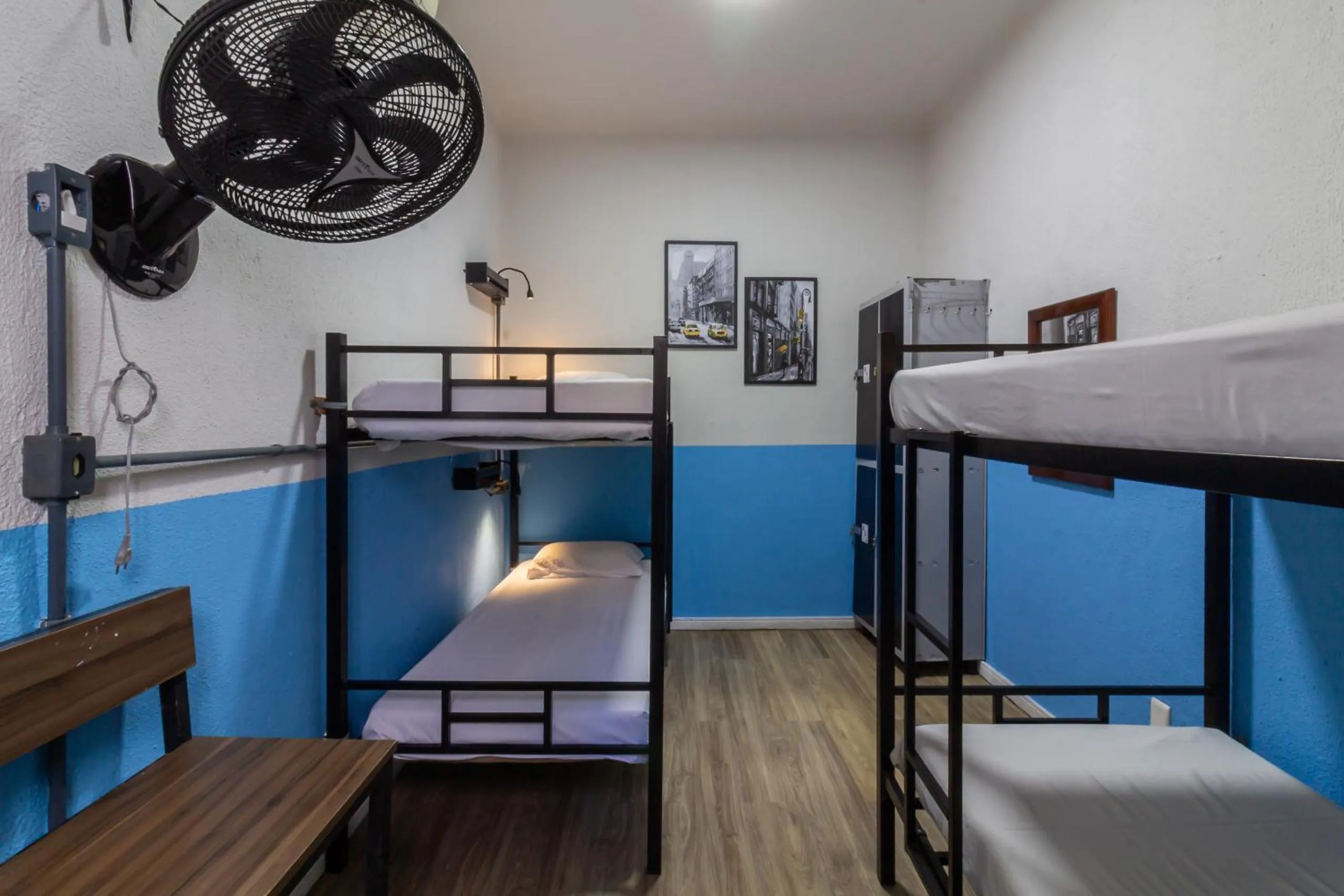 Bed in Hostel Leblon