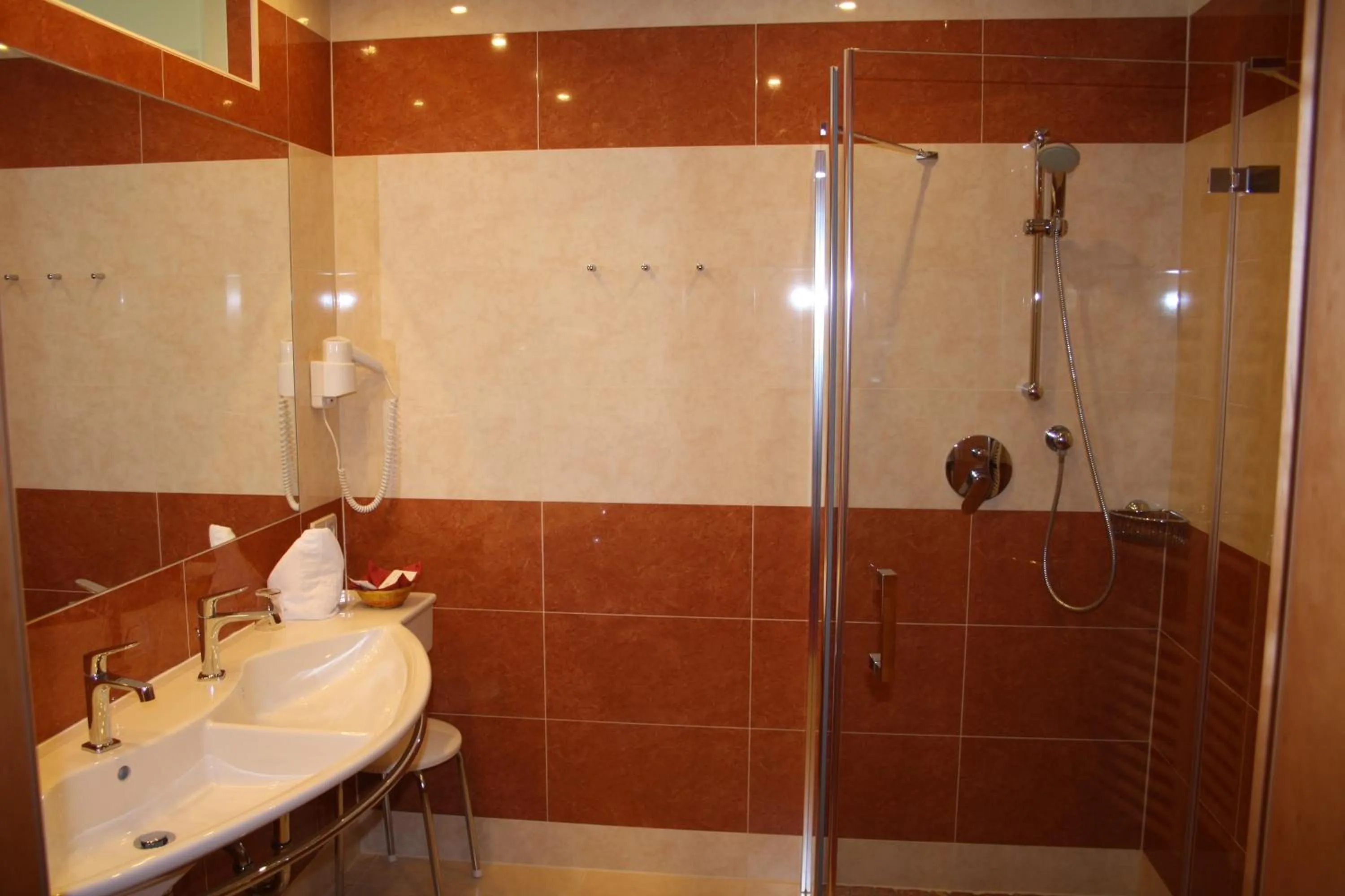 Bathroom in Posthotel Radstadt