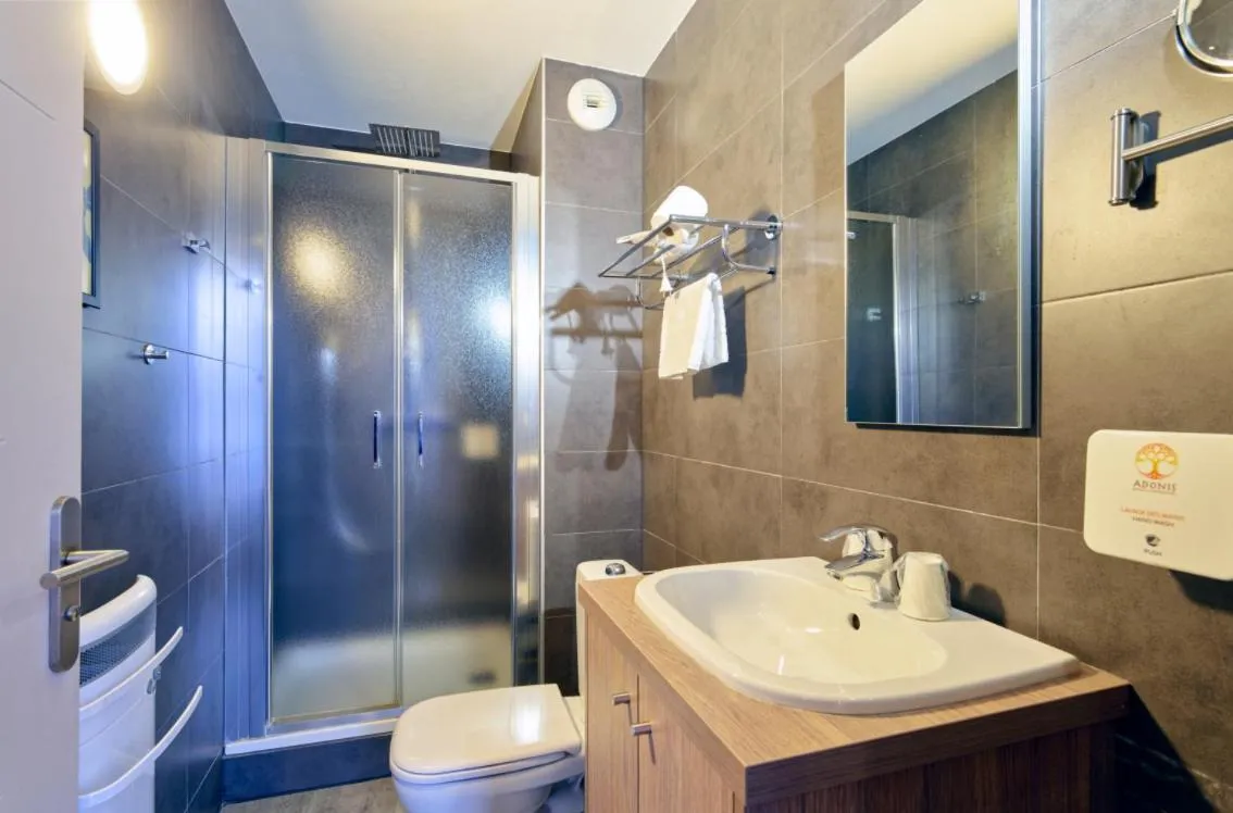 Shower in Adonis Hotel Strasbourg