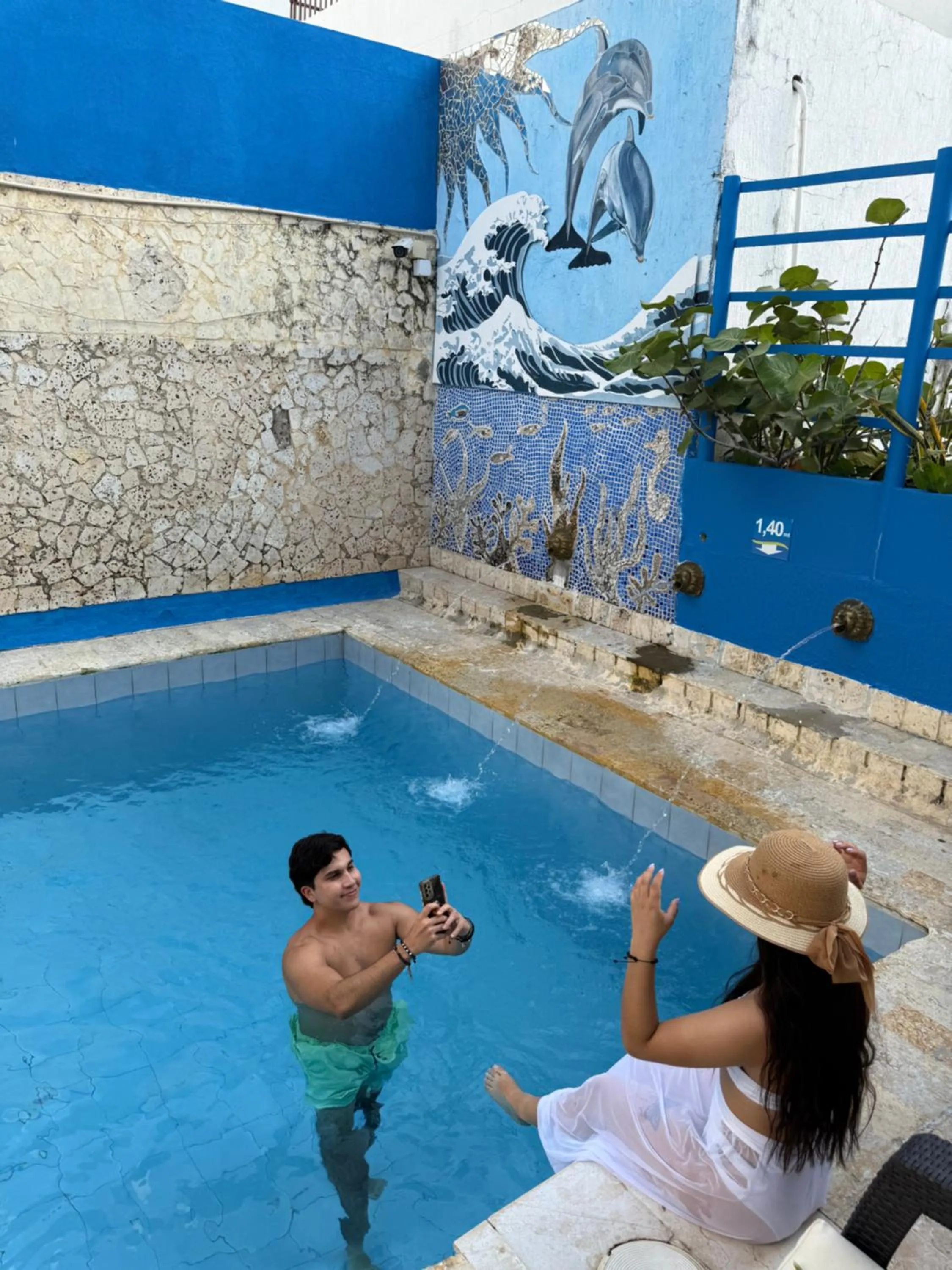 Guests in Hotel Toledo FL