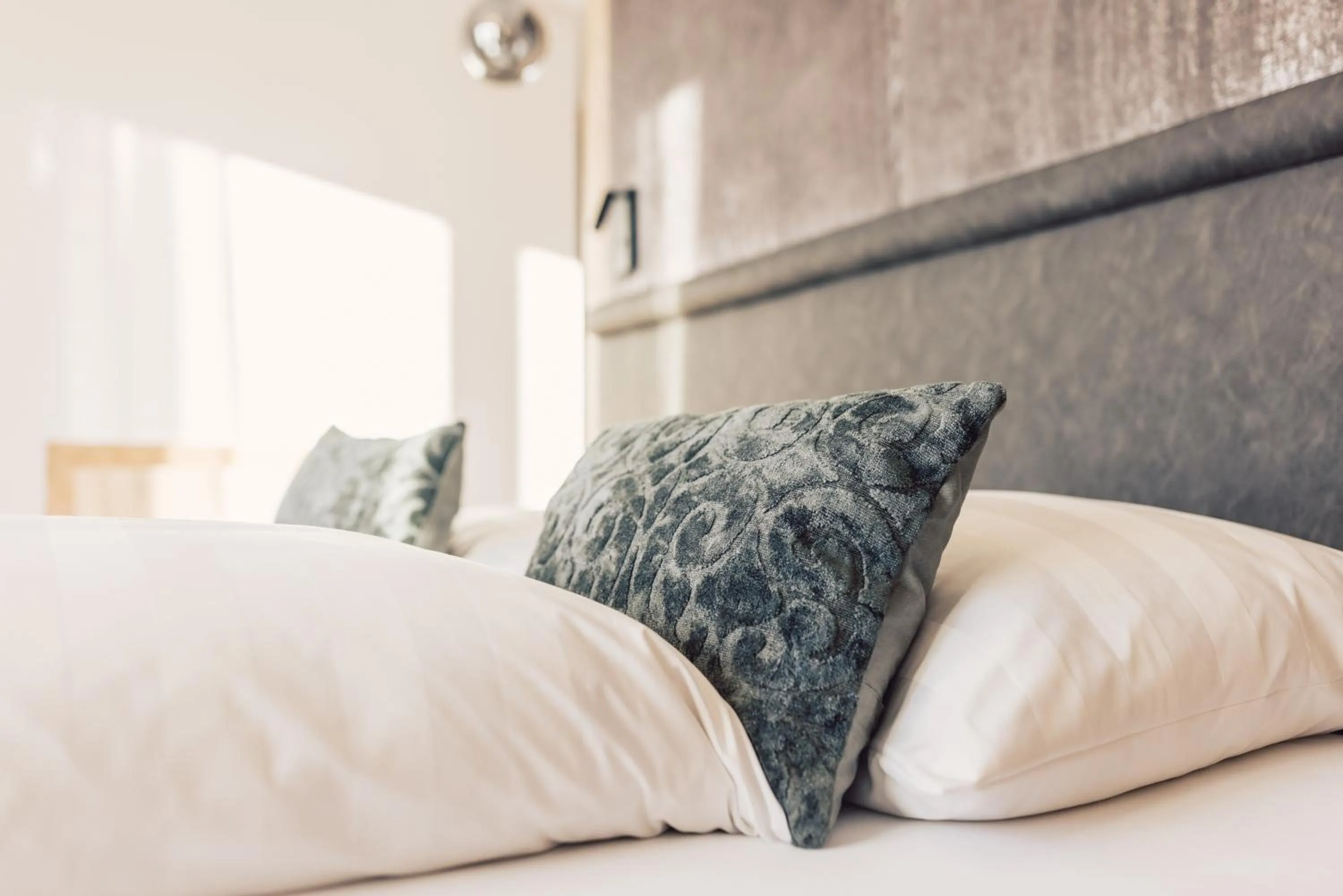 Photo of the whole room, Bed in Hotel Schöne Aussicht