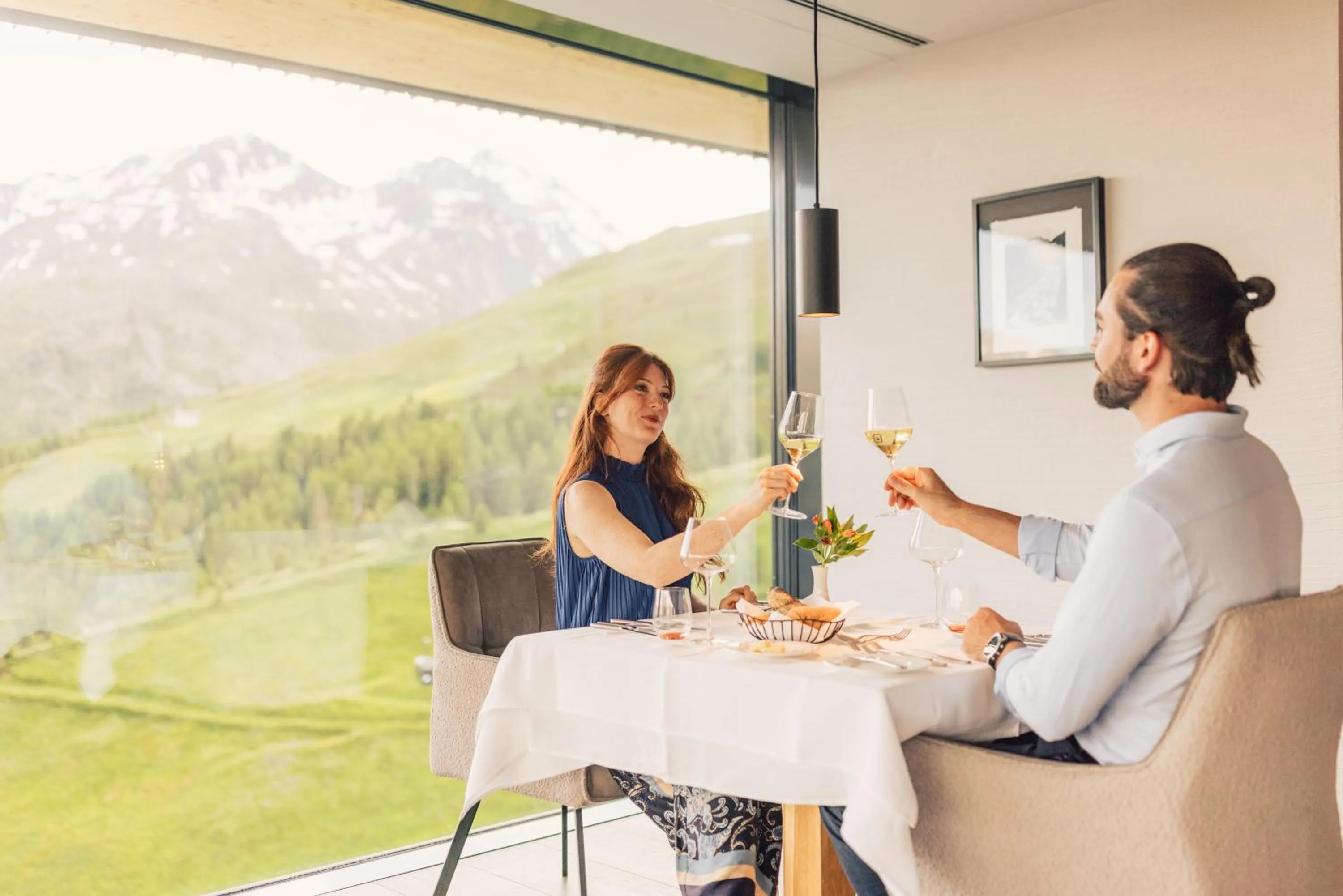 Restaurant/places to eat in Hotel Schöne Aussicht