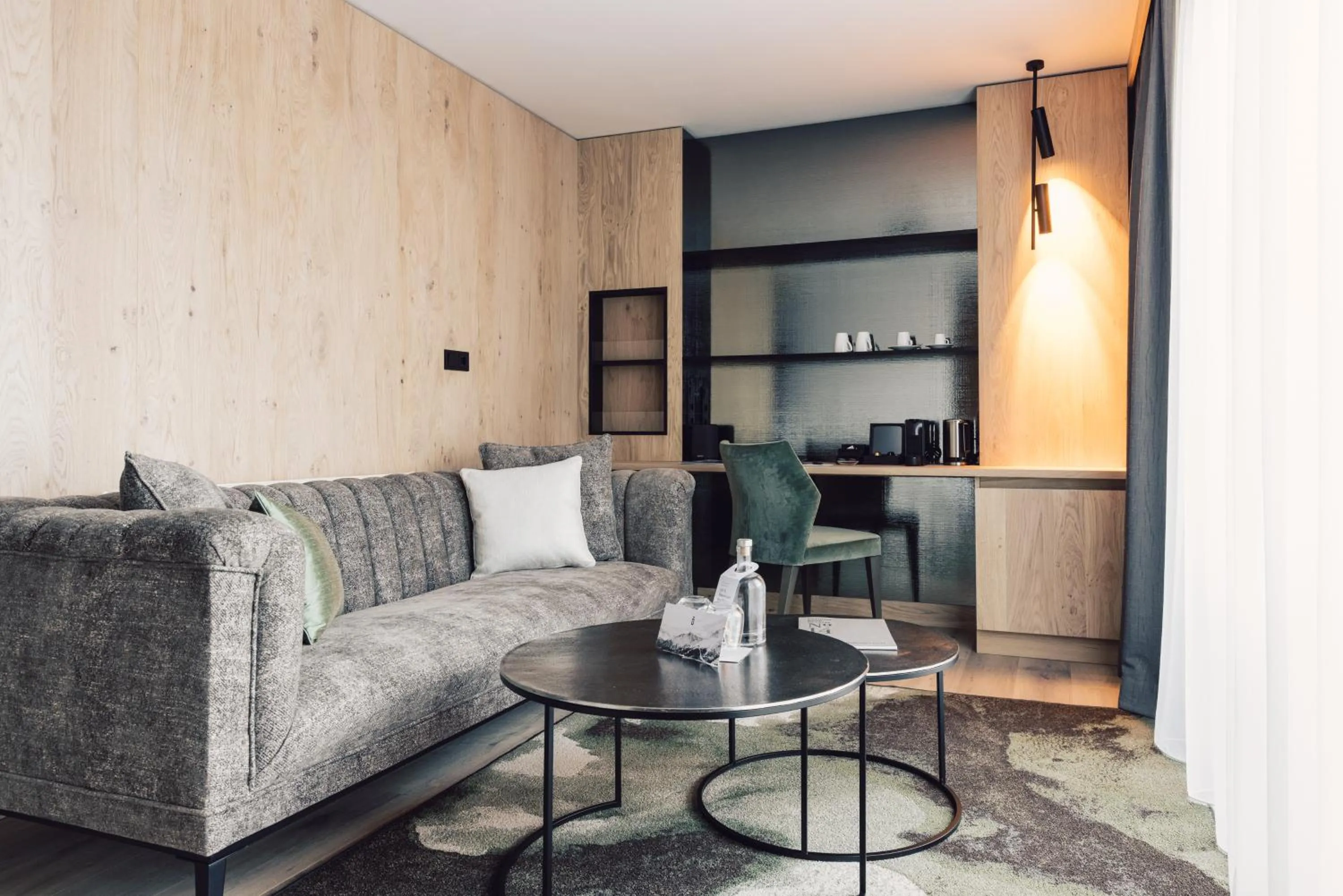 Photo of the whole room in Hotel Schöne Aussicht