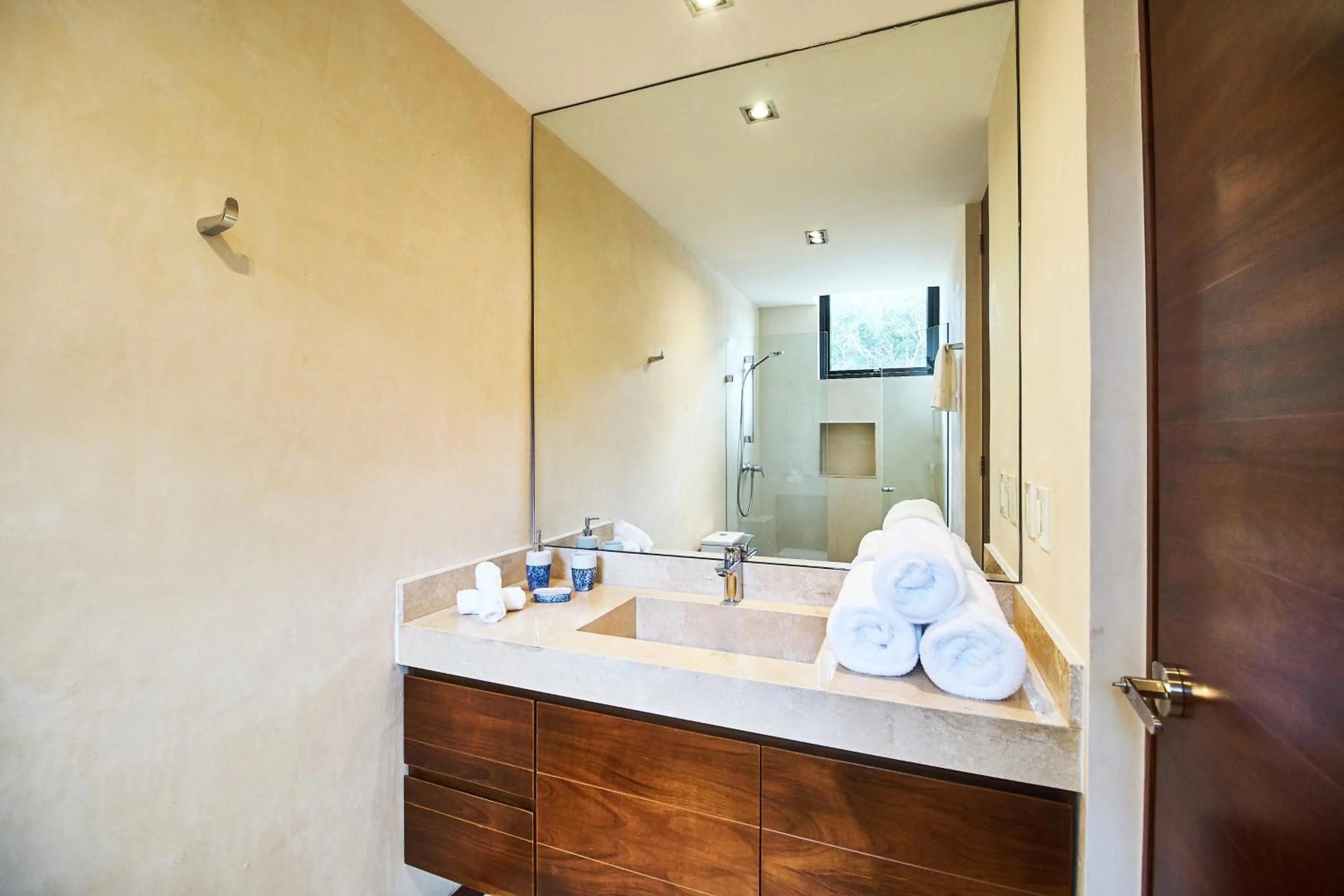 Bathroom in Don Quijote - Private pool & Beach club access
