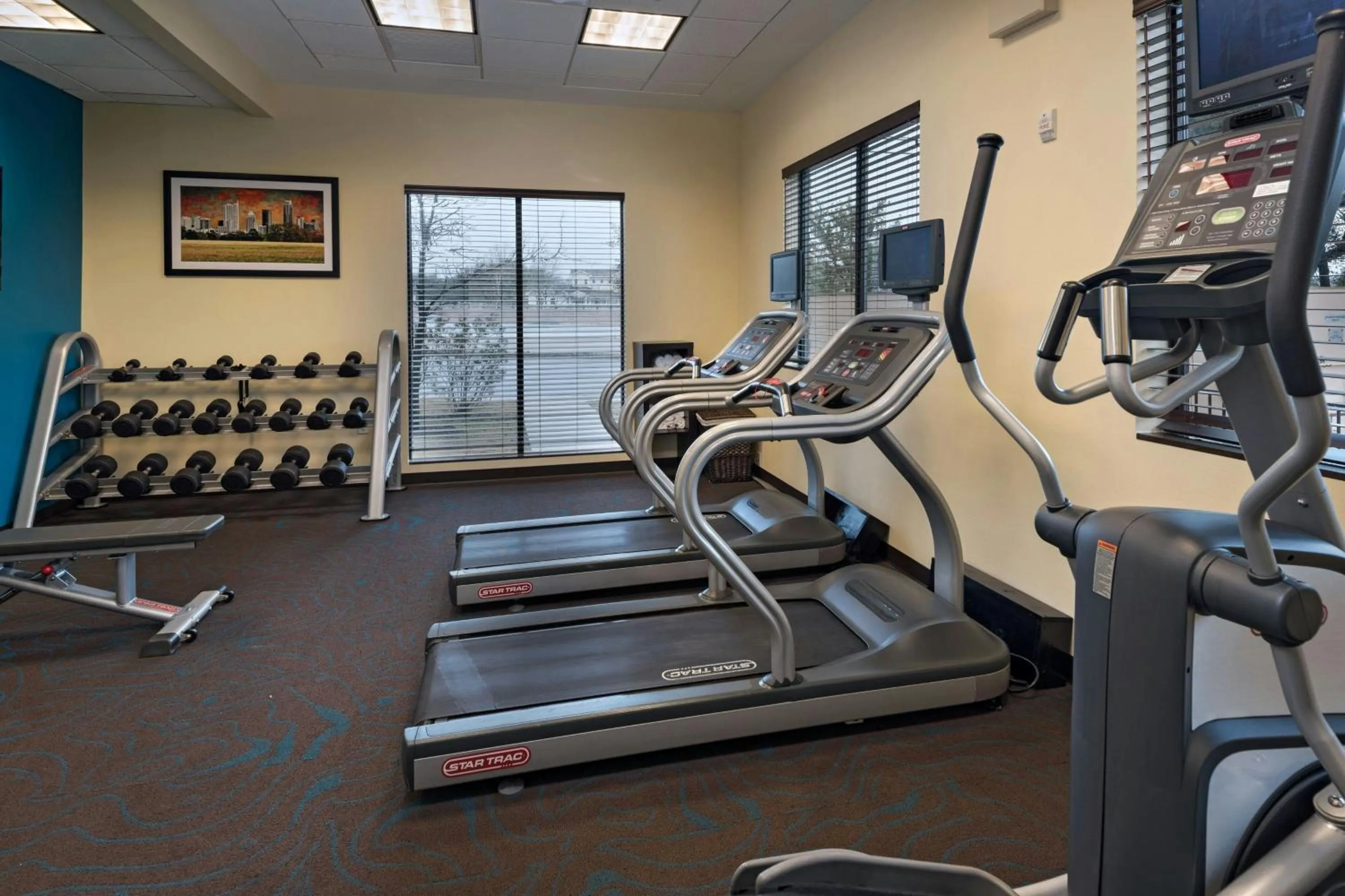 Fitness centre/facilities in Fairfield Inn and Suites by Marriott Austin Northwest/Research Blvd
