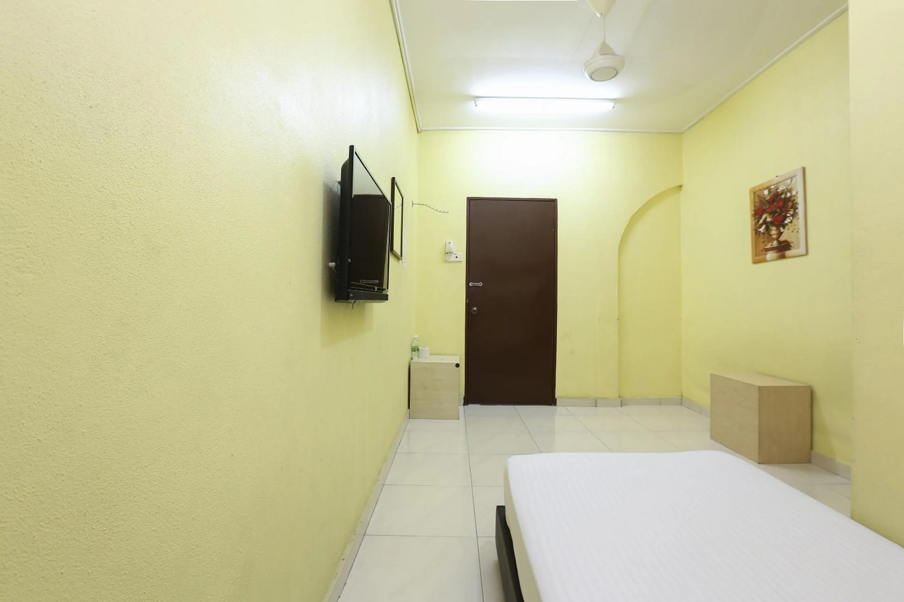 Bedroom, Bed in Hotel O Innap Kota Bharu