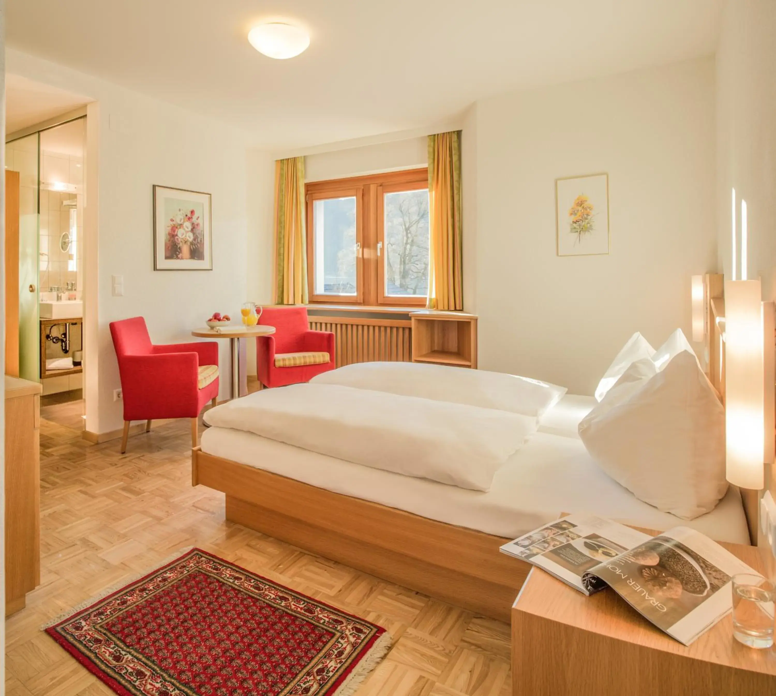 Double Room with Side Lake View in Ferienhof Neusacher Moser Double Room with Side Lake View in Ferienhof Neusacher Moser