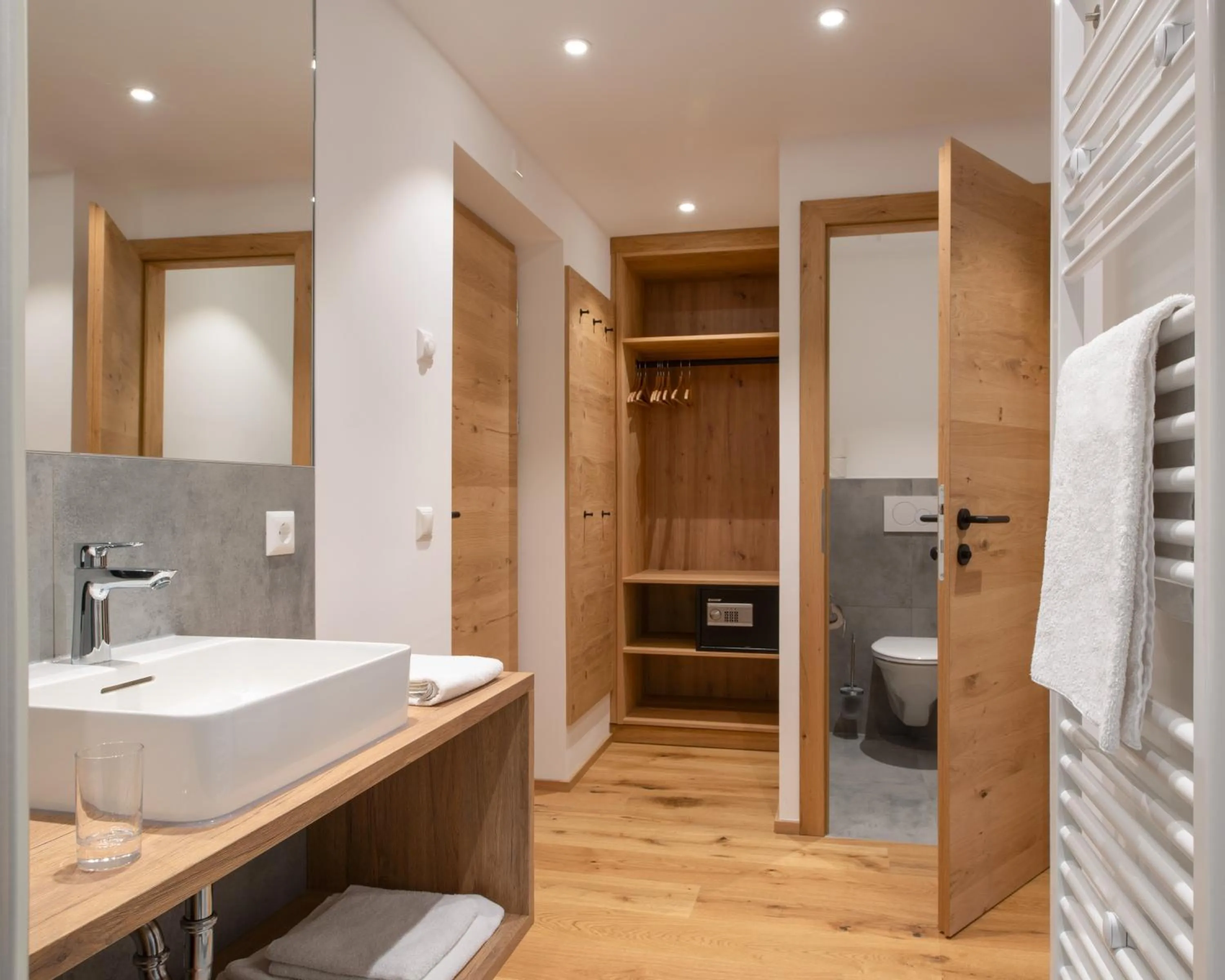 Shower in Ferienhof Neusacher Moser