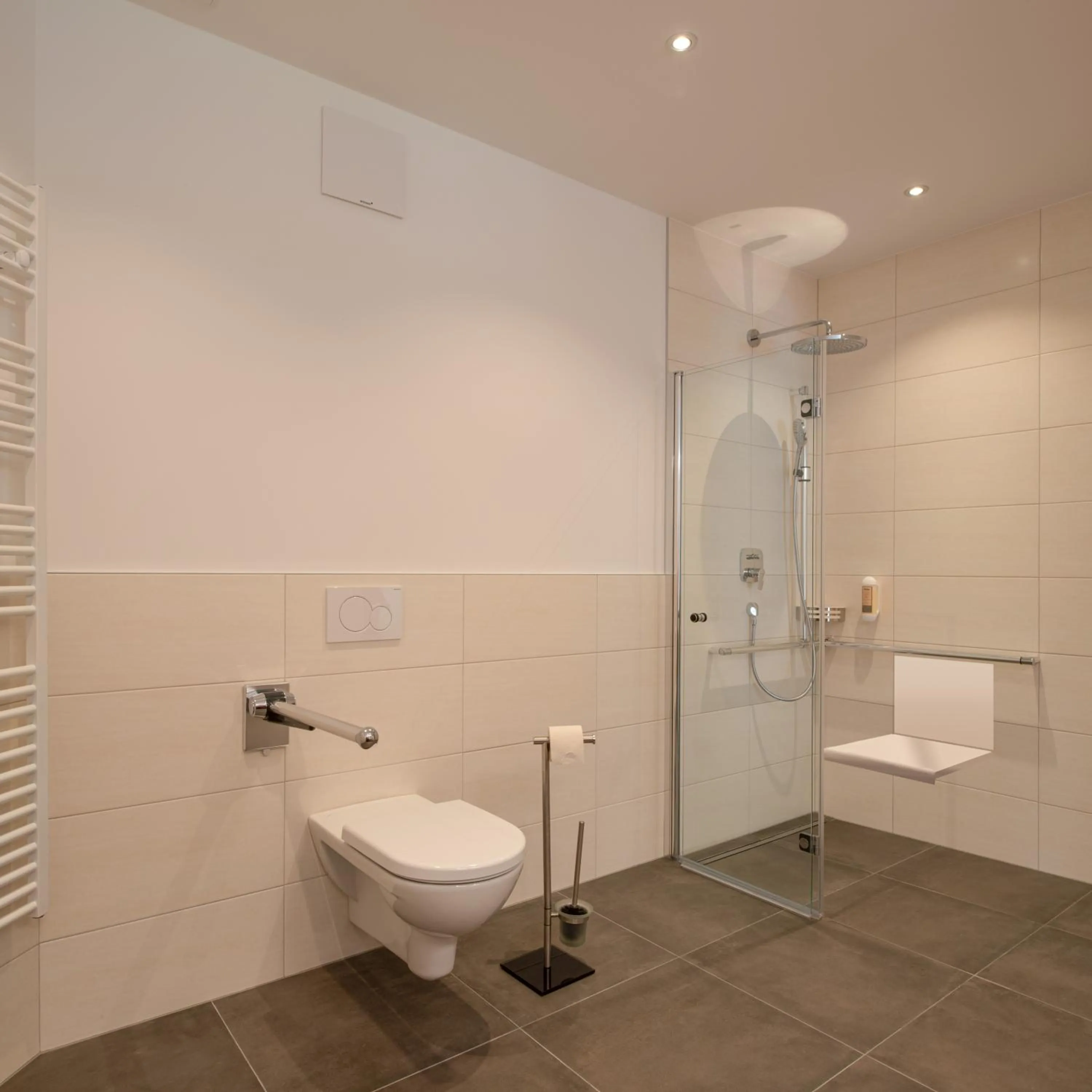 Toilet in Ferienhof Neusacher Moser