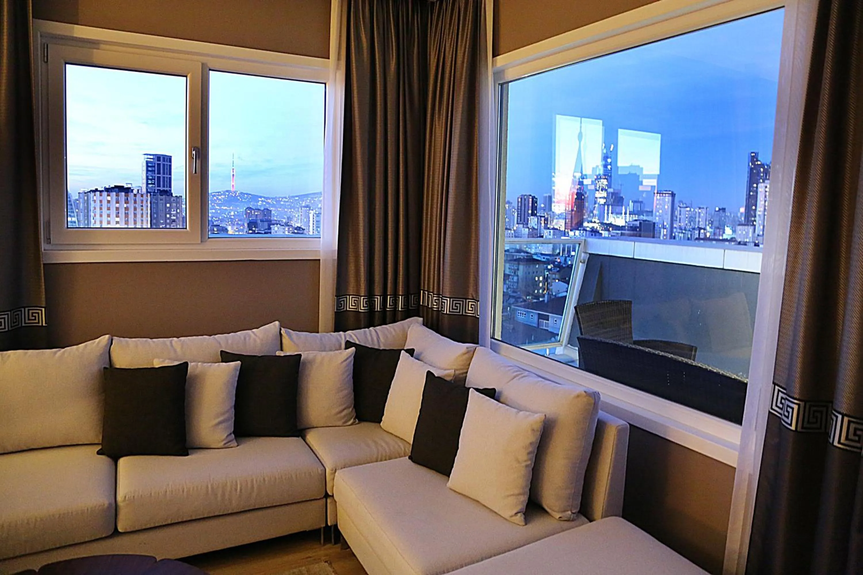 Seating area in Kerthill Hotel