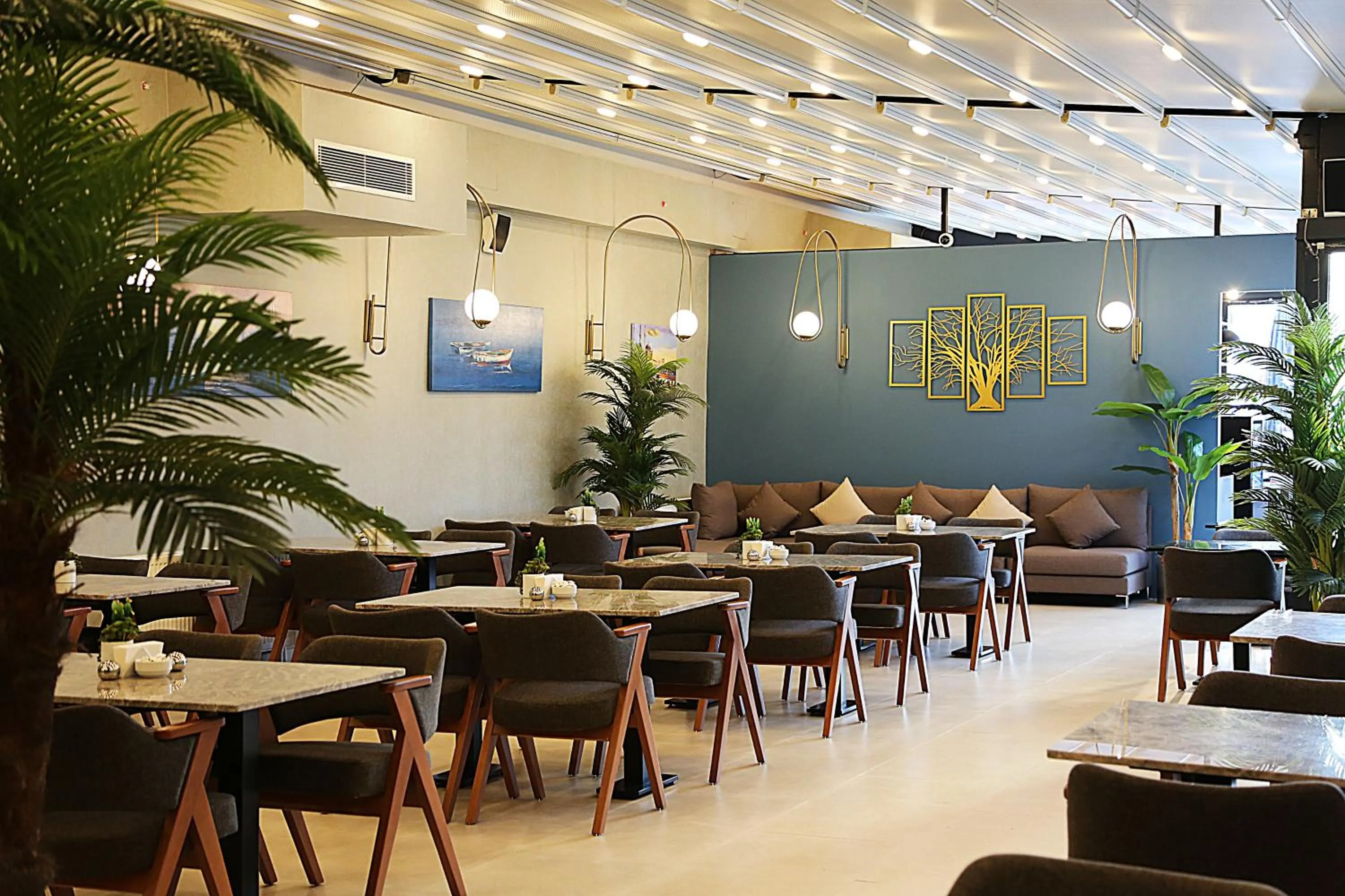 Restaurant/places to eat in Kerthill Hotel