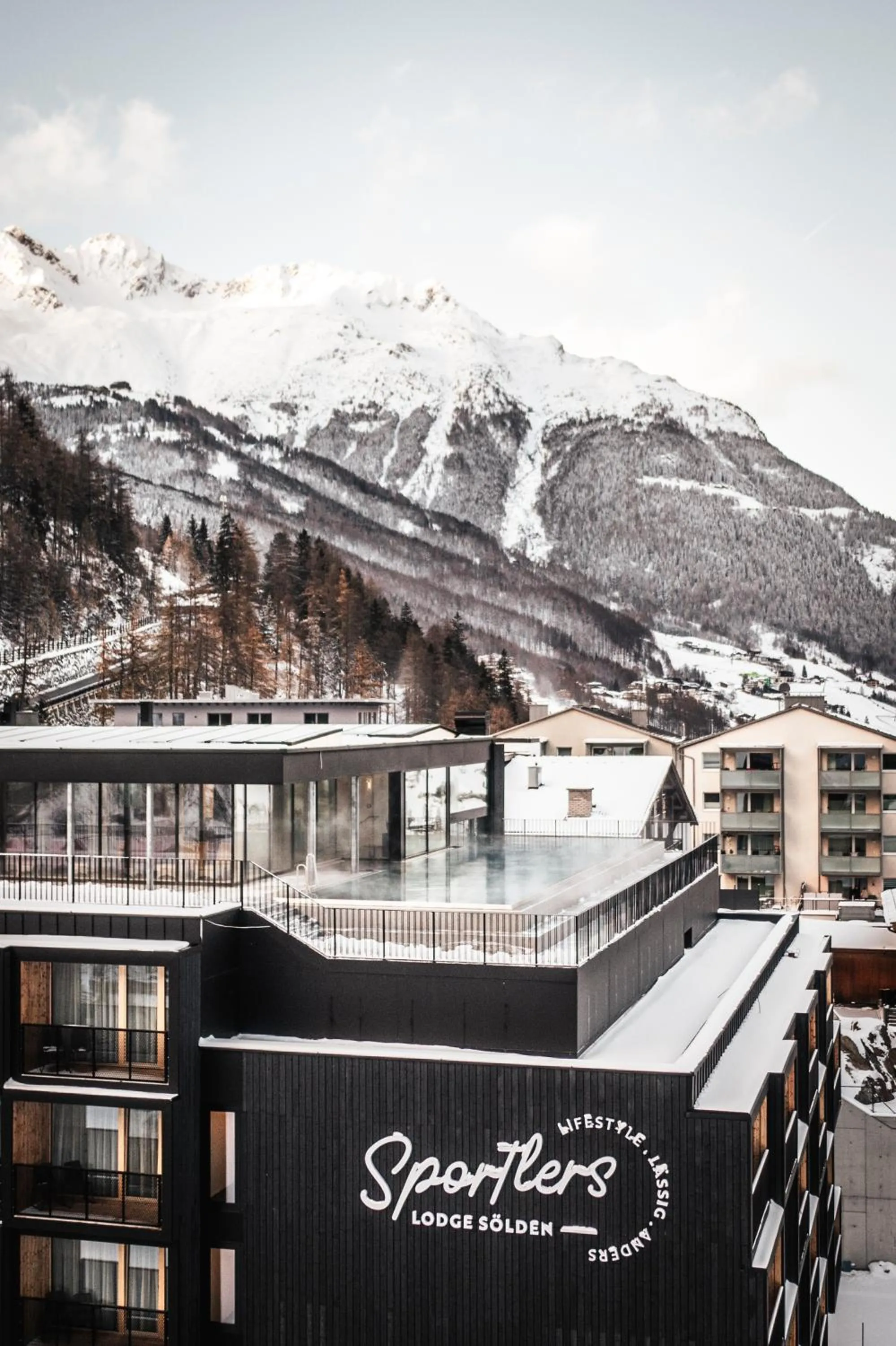 Property building in Sportlers Lodge Sölden lifestyle-lässig-anders
