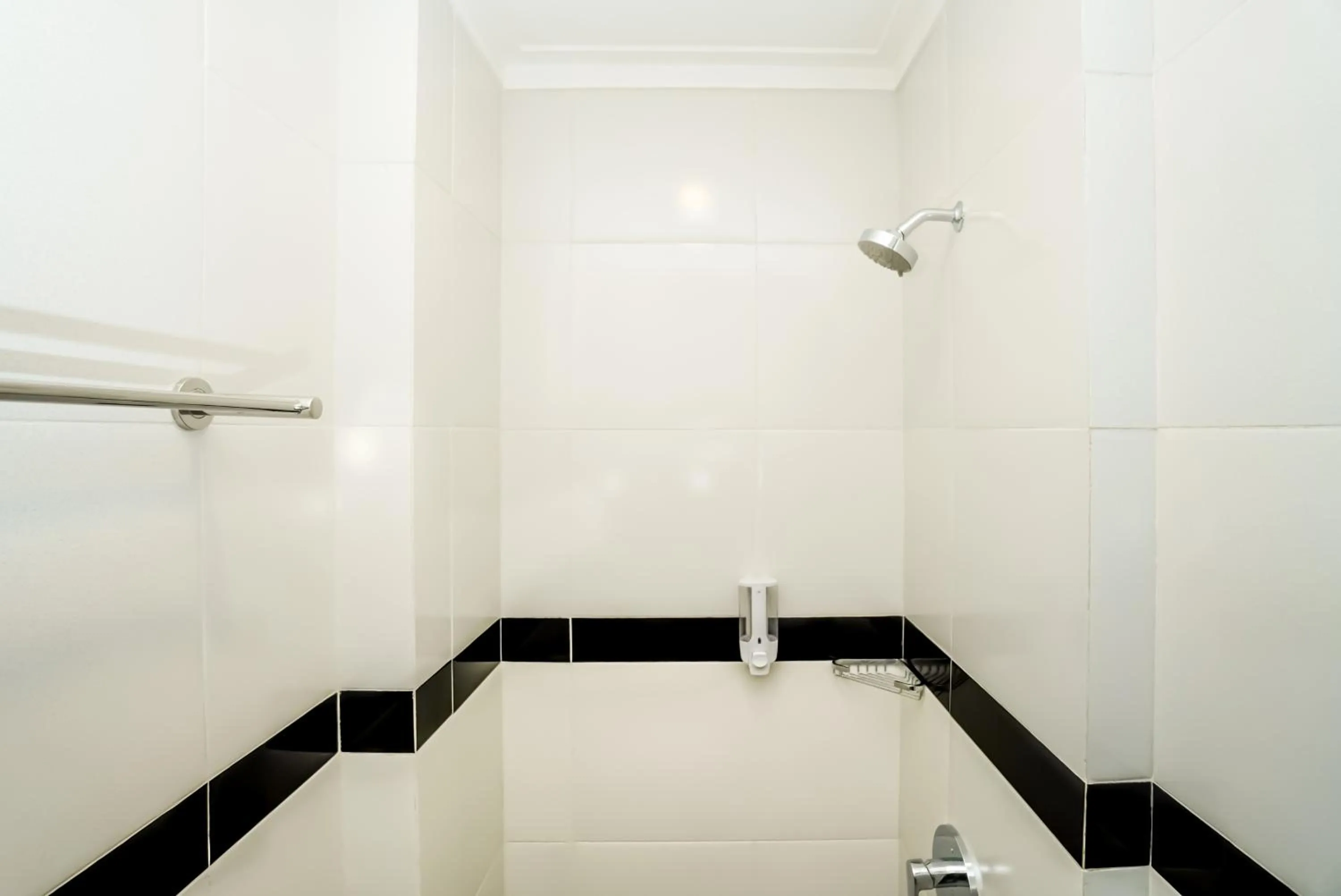 Shower in Front One Budget bekasi