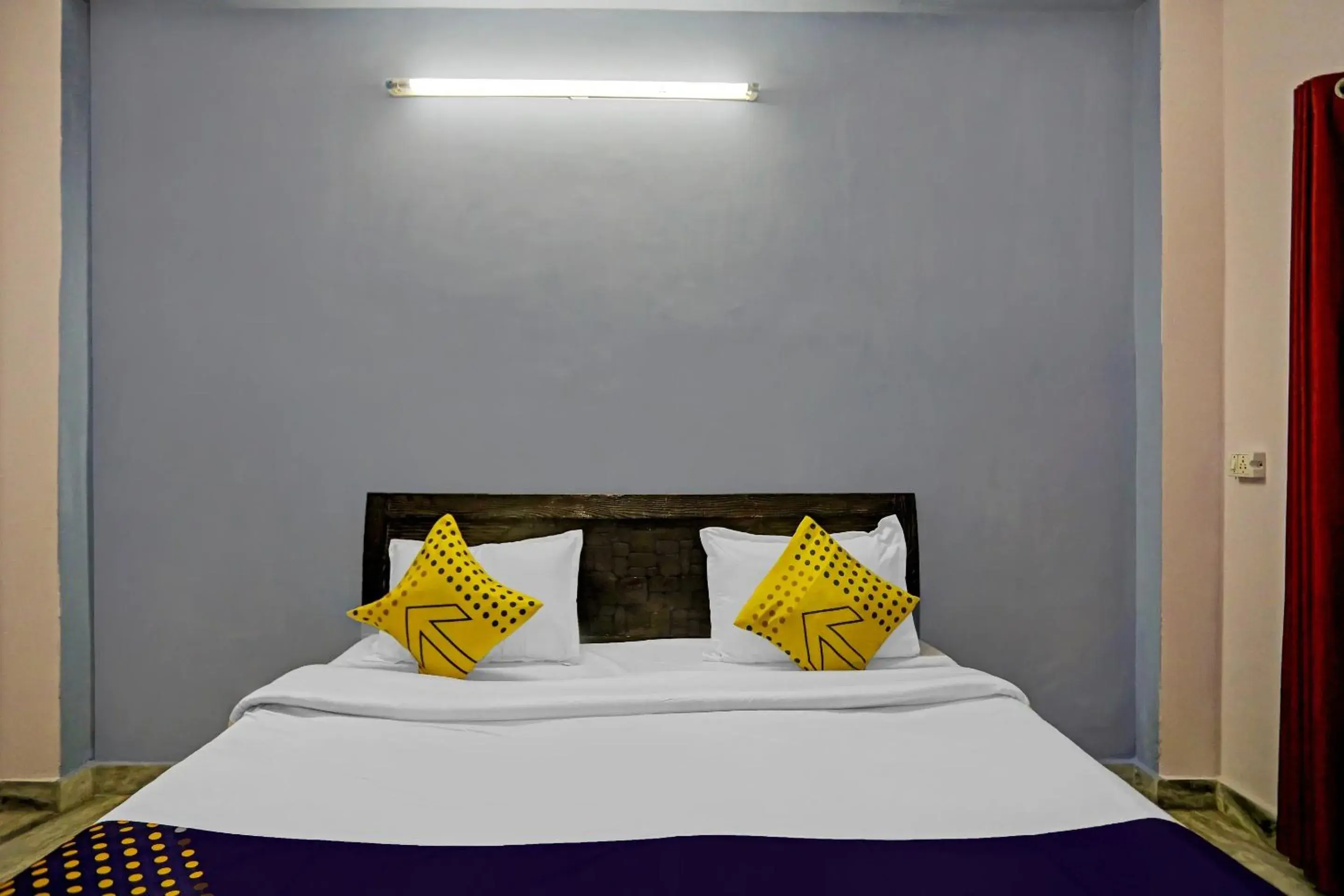 RAJ HOTEL VIP RAJ HOTEL VIP