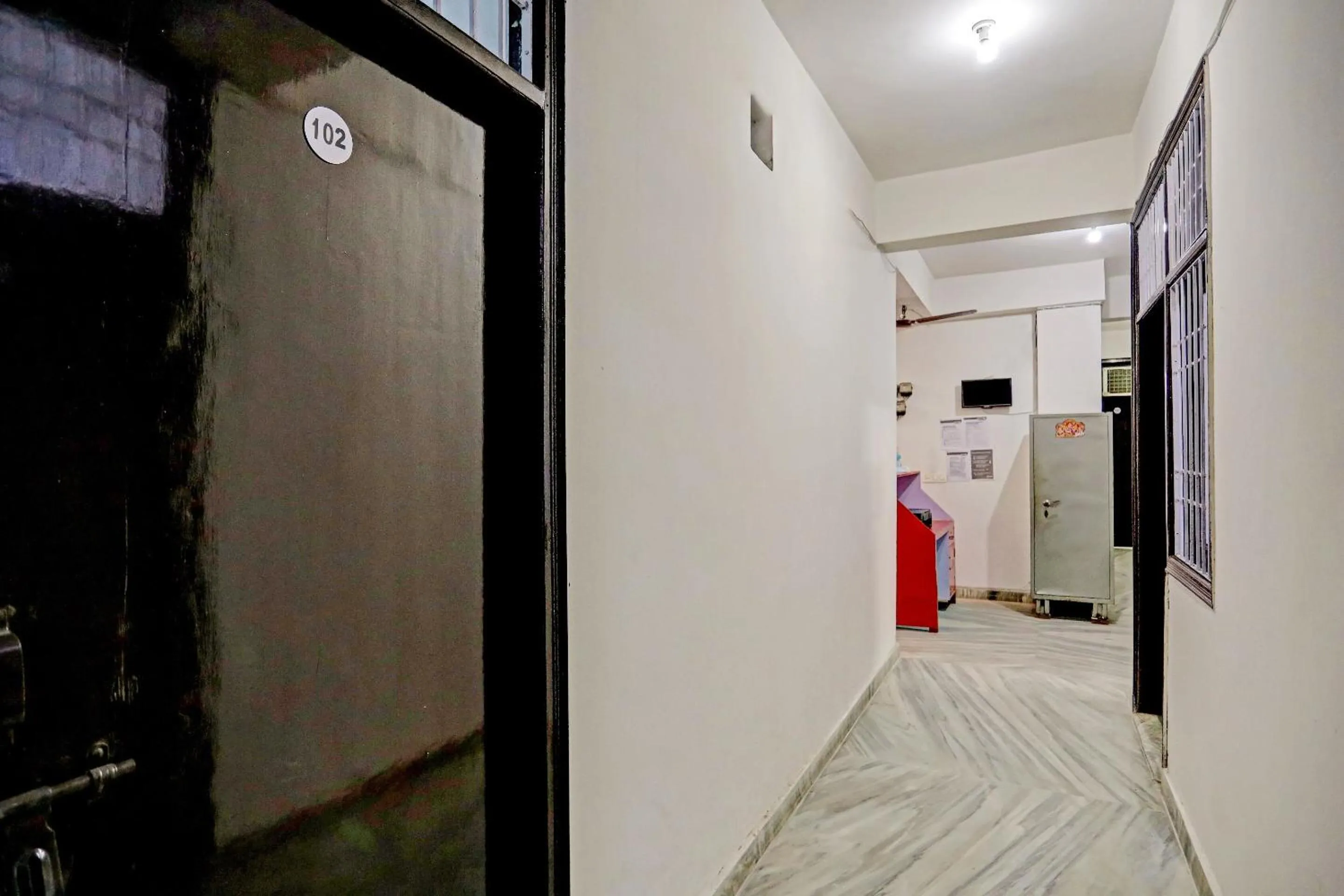 Lobby or reception in RAJ HOTEL VIP