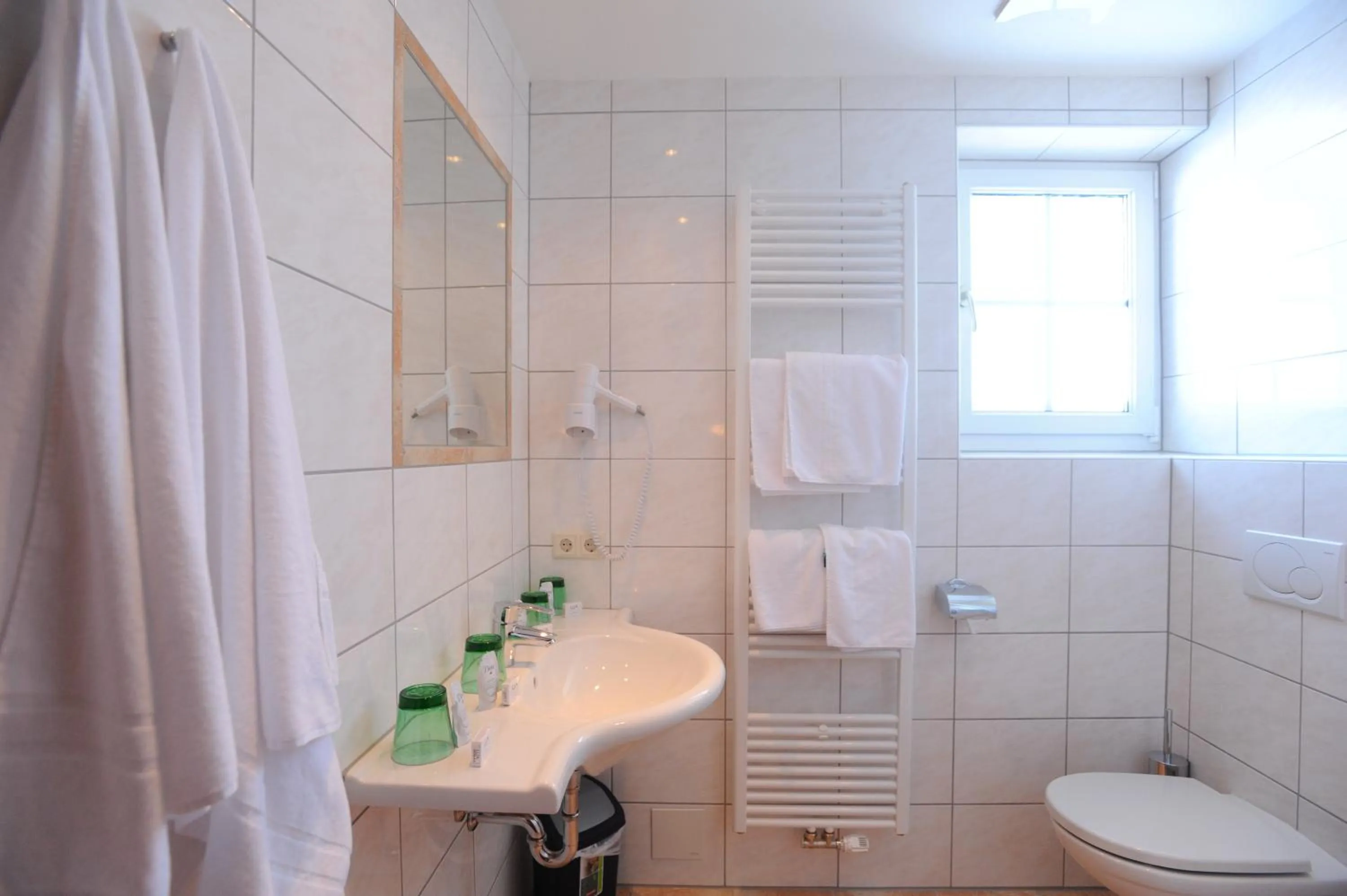 Bathroom in Hotel-Restaurant Planaihof