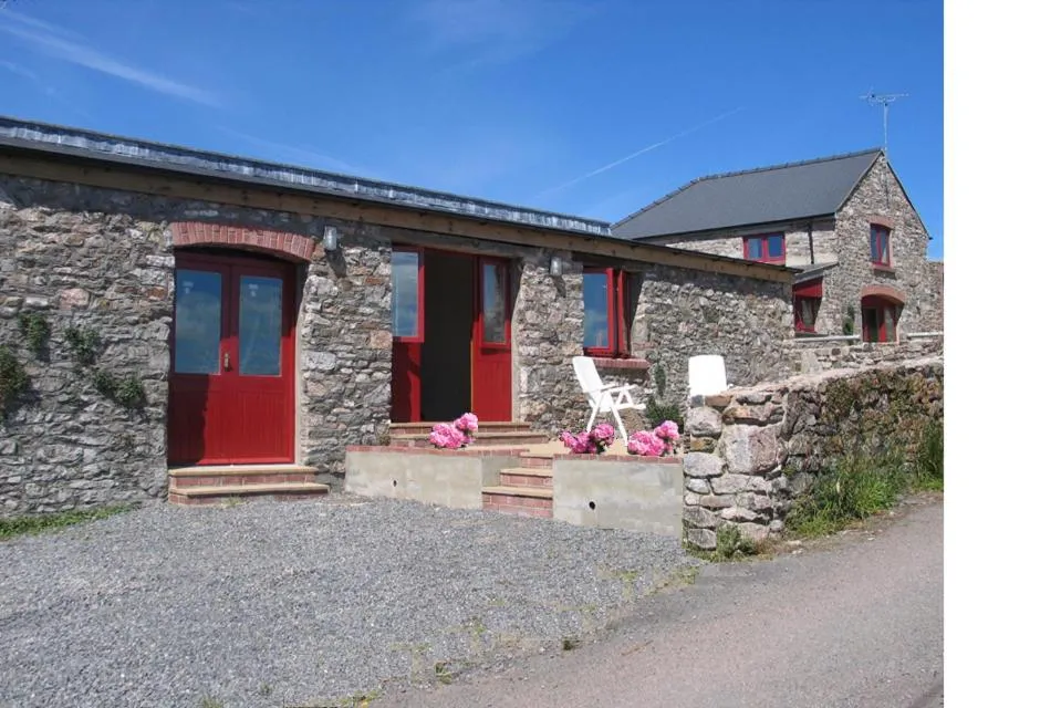 Property building in Lamphey Studios