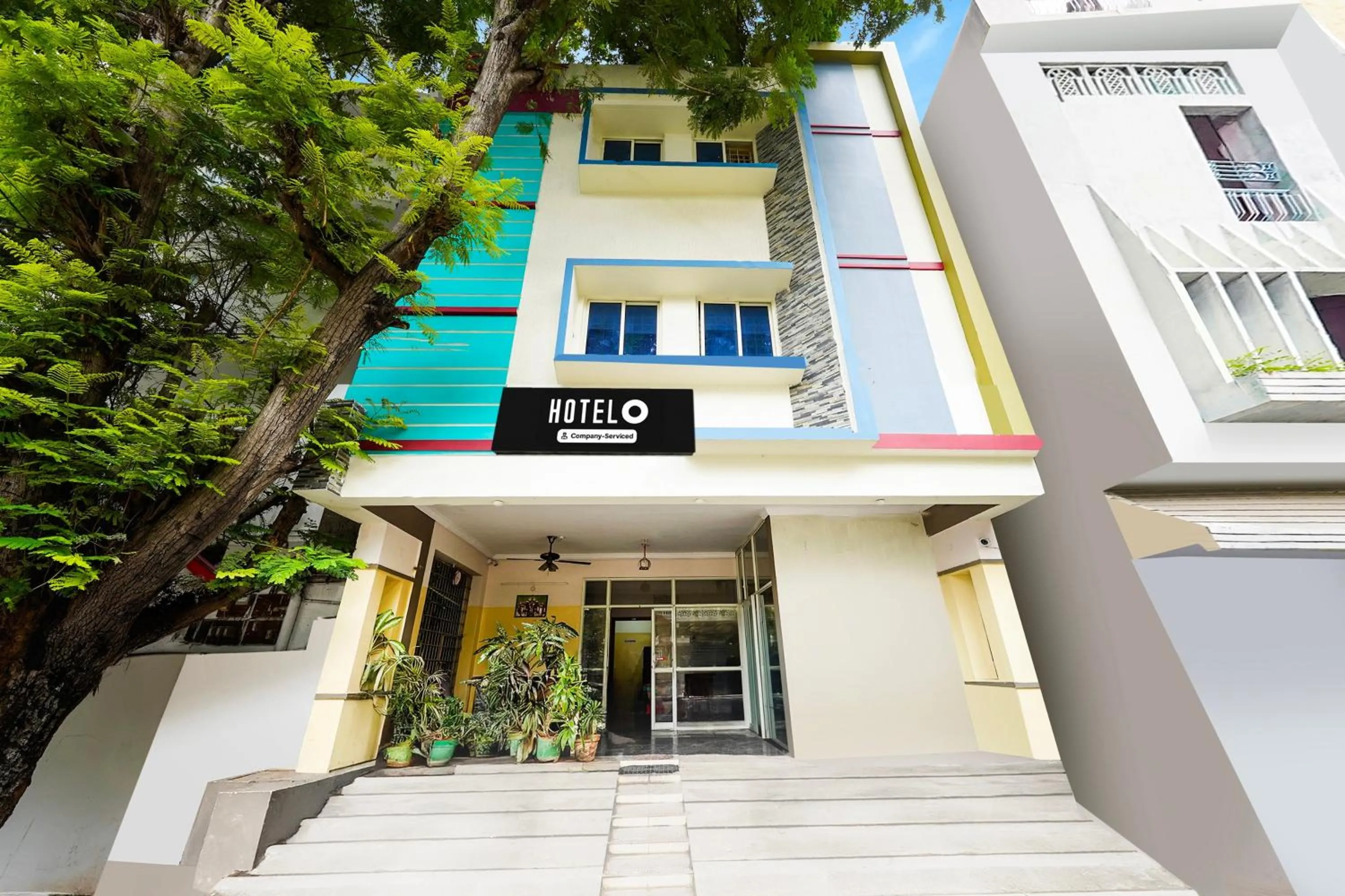 Facade/entrance in Super Hotel O Karakambadi Road Near Leela Mahal Circle