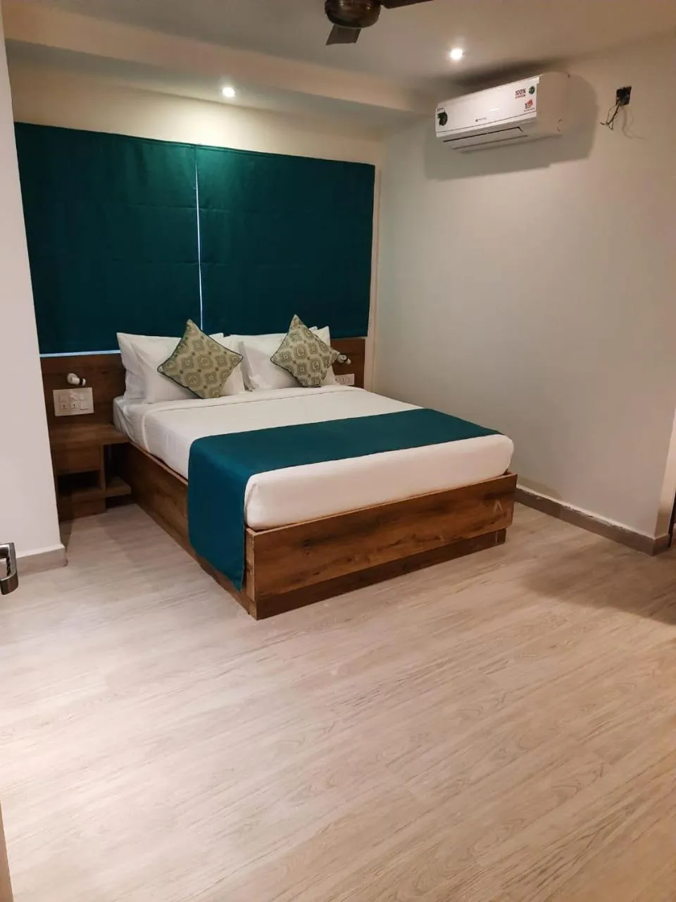 Bed in Regenta INN Grand Koramangala by Royal Orchid Hotels