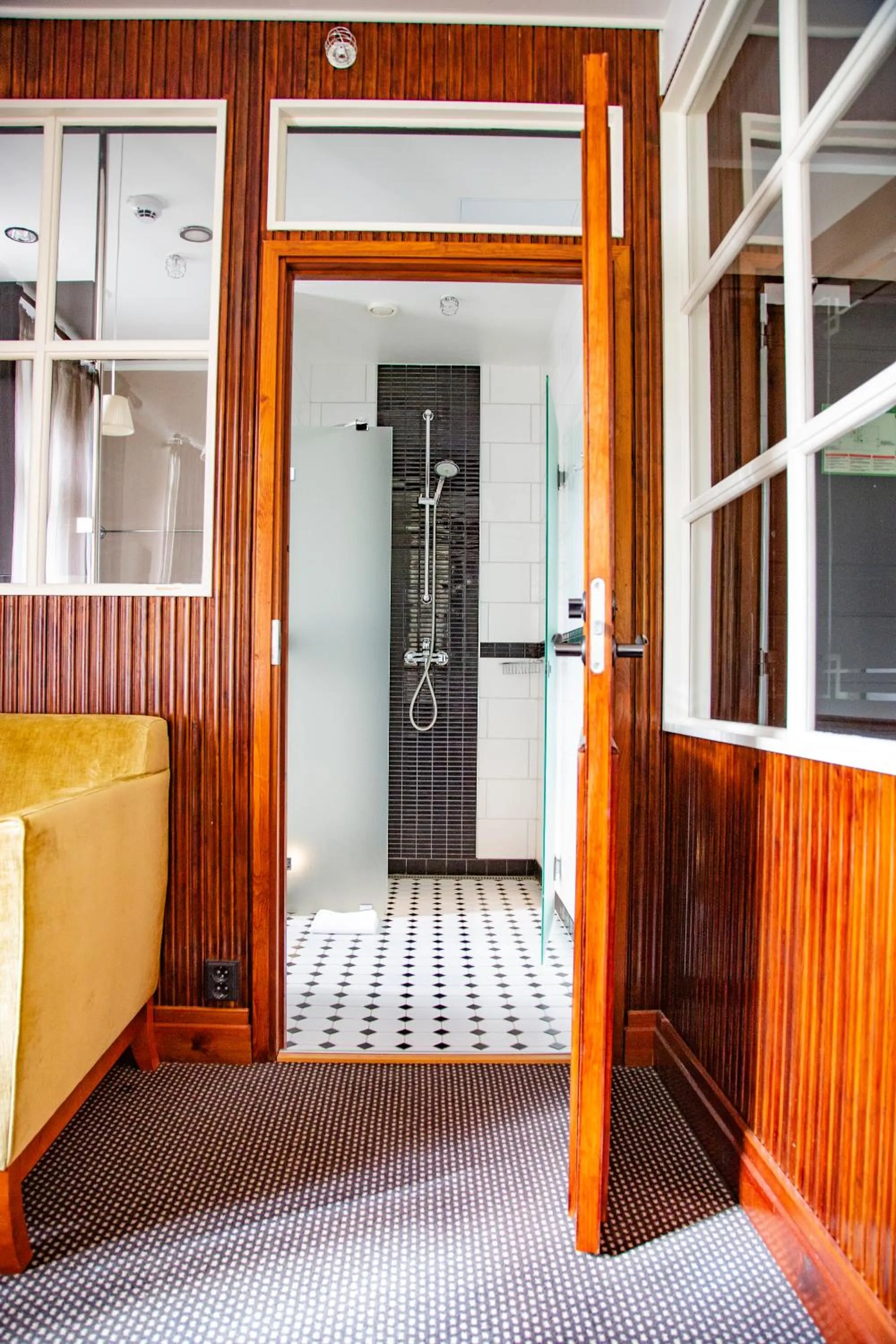 Bathroom in Billnäsin ruukki