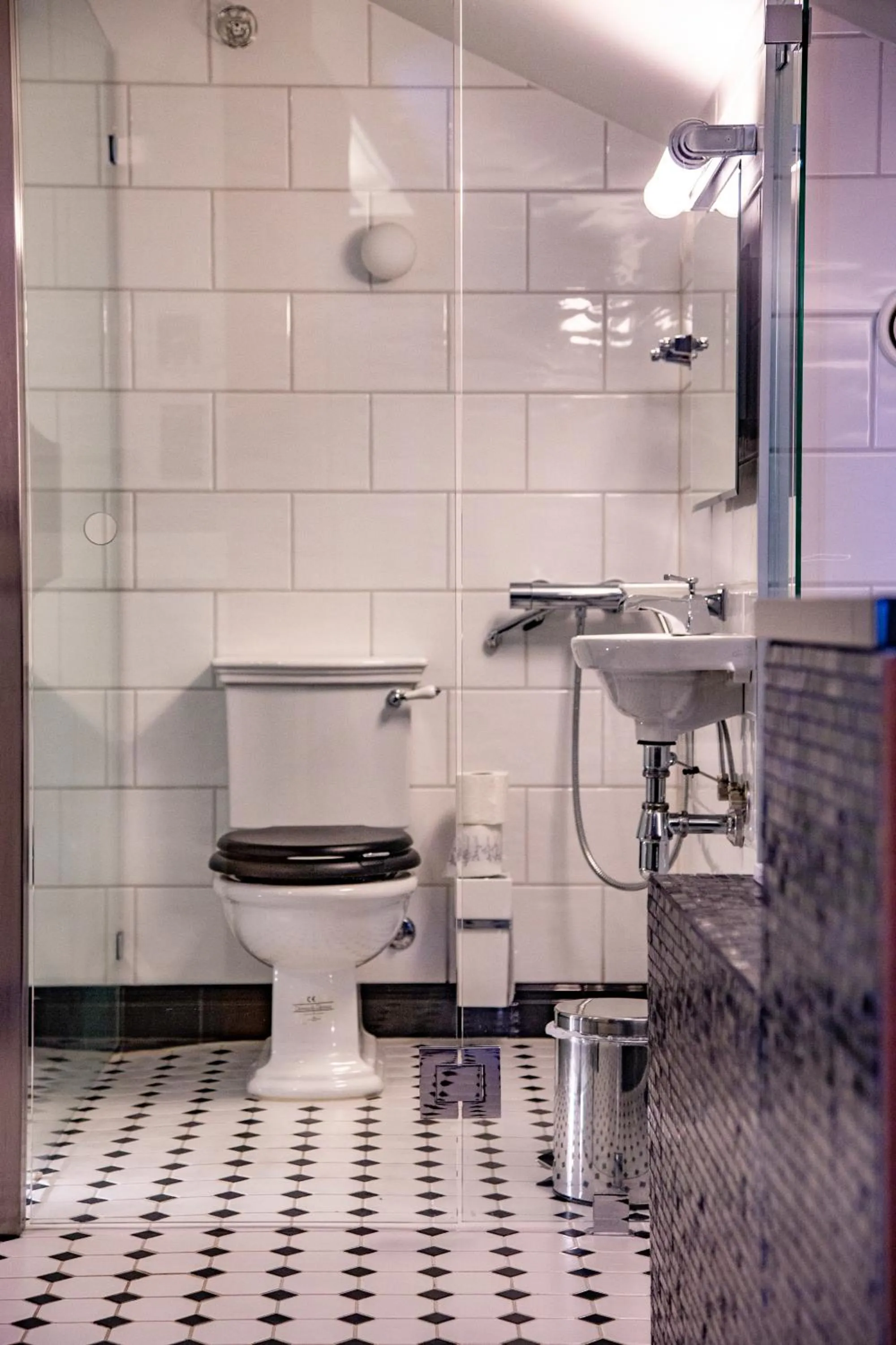 Bathroom in Billnäsin ruukki