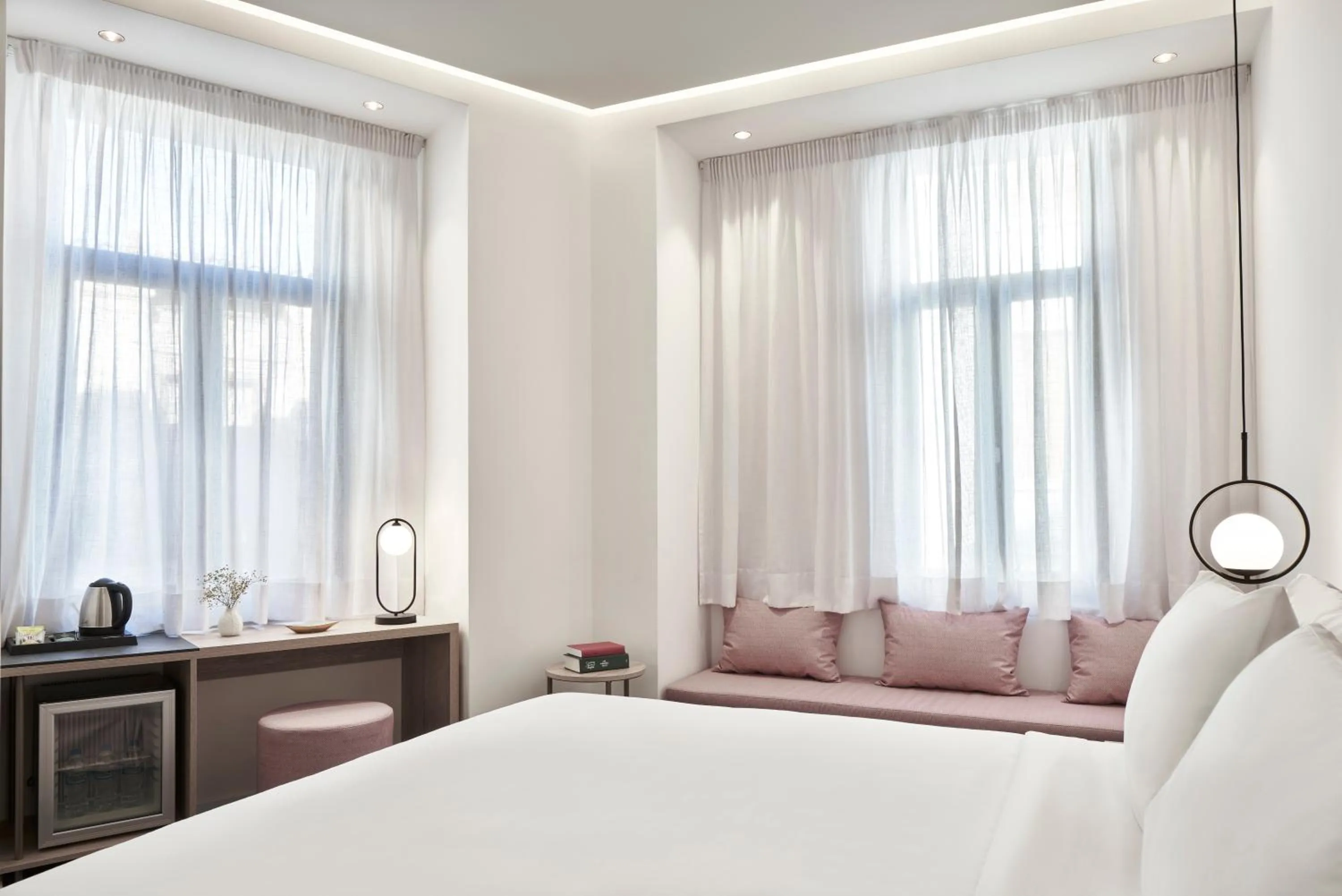Bed in NLH MONASTIRAKI - Neighborhood Lifestyle Hotels