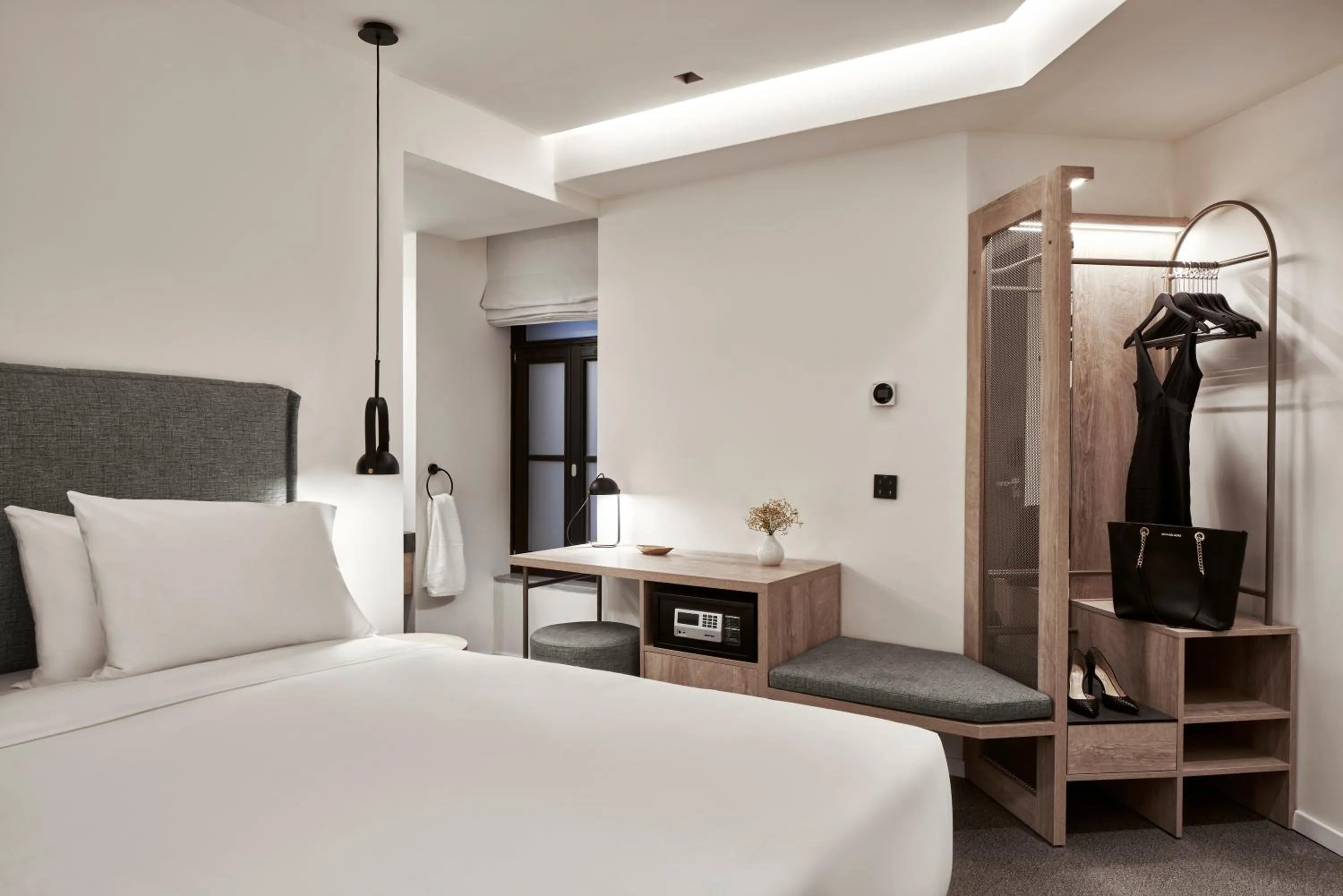 Bed in NLH MONASTIRAKI - Neighborhood Lifestyle Hotels