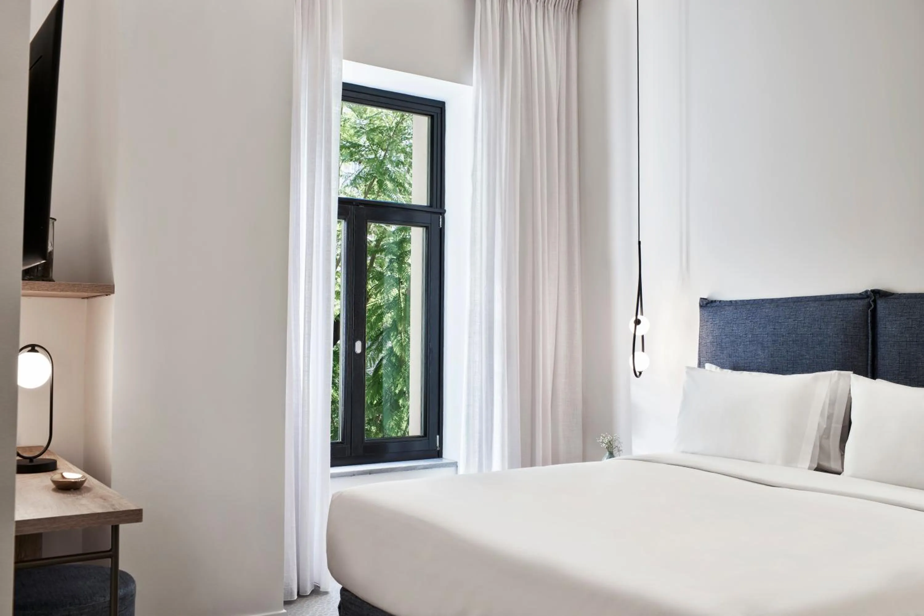 Bed in NLH MONASTIRAKI - Neighborhood Lifestyle Hotels