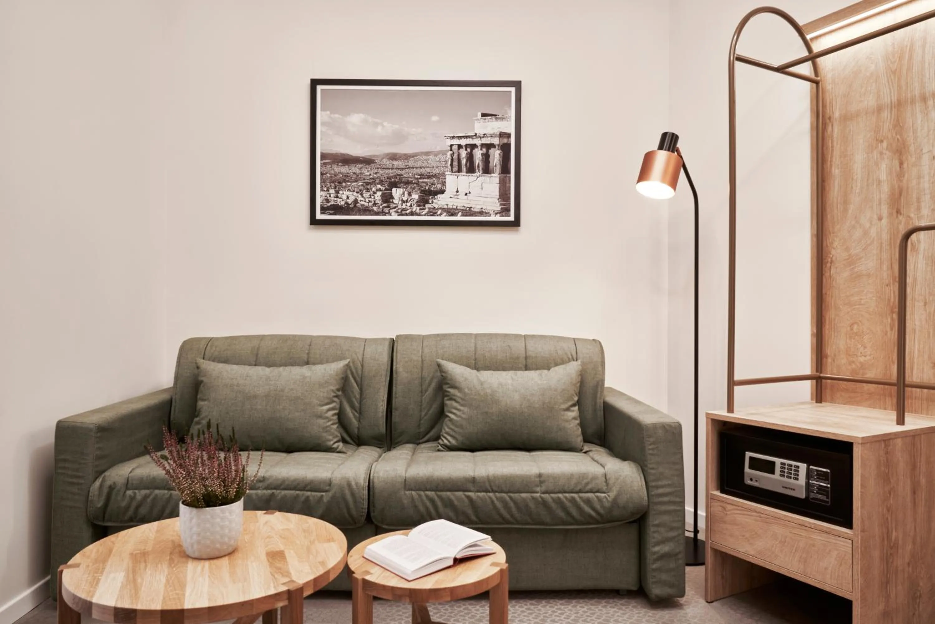 Living room in NLH MONASTIRAKI - Neighborhood Lifestyle Hotels