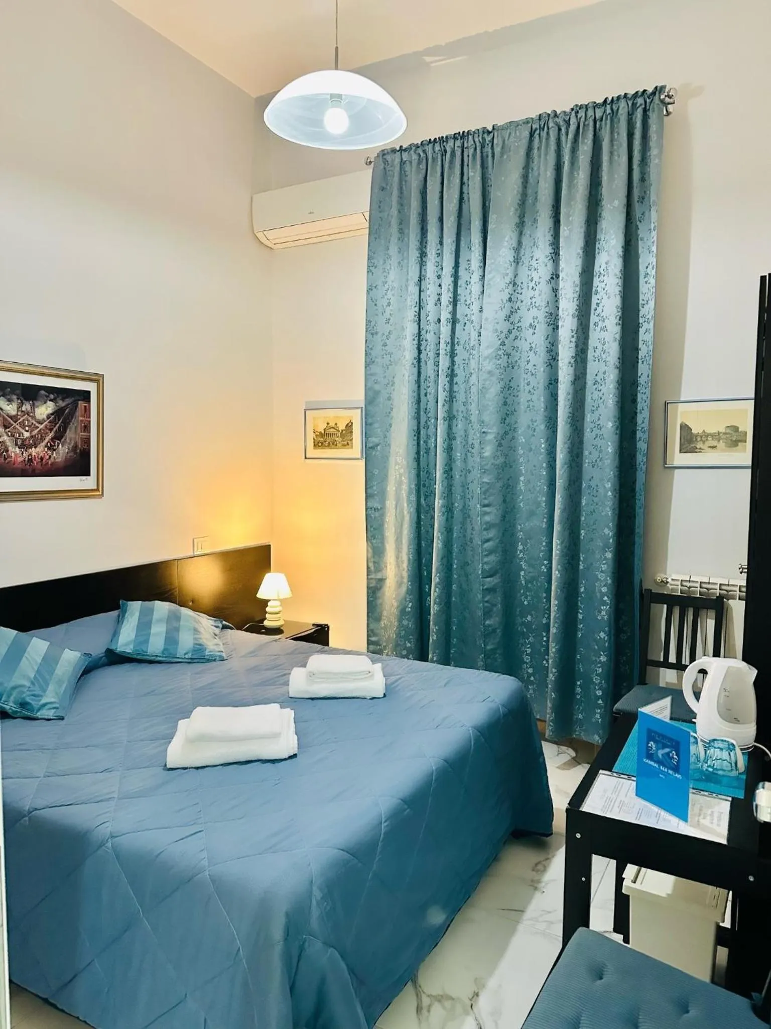 Bed in Kambal Maison