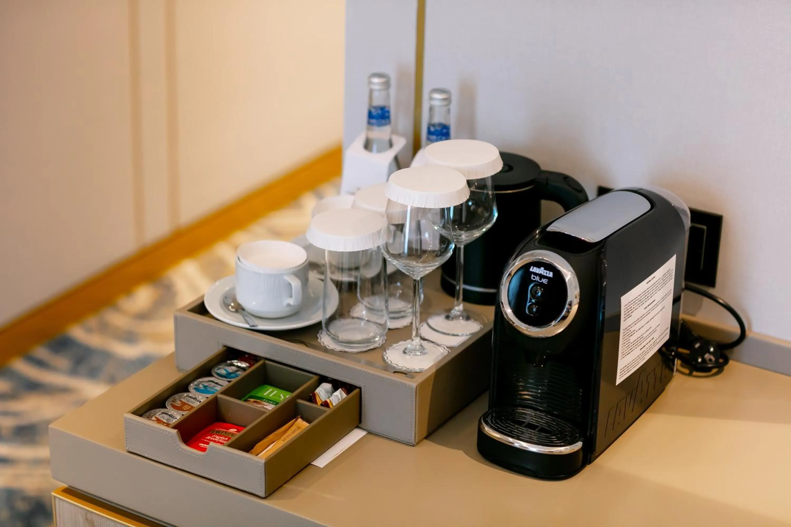 Coffee/tea facilities in InterContinental Baku by IHG